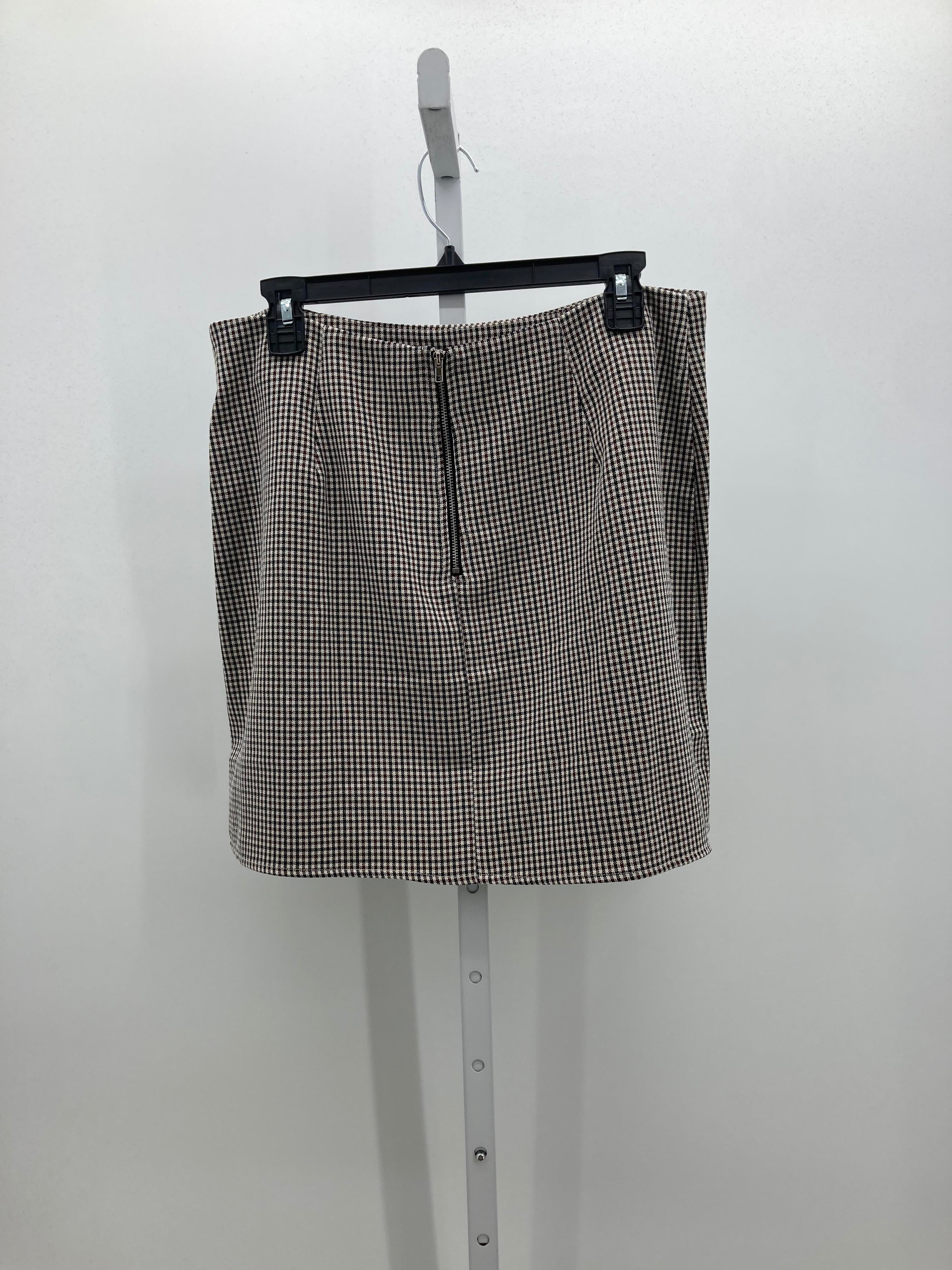 Size Extra Large Misses Skirt