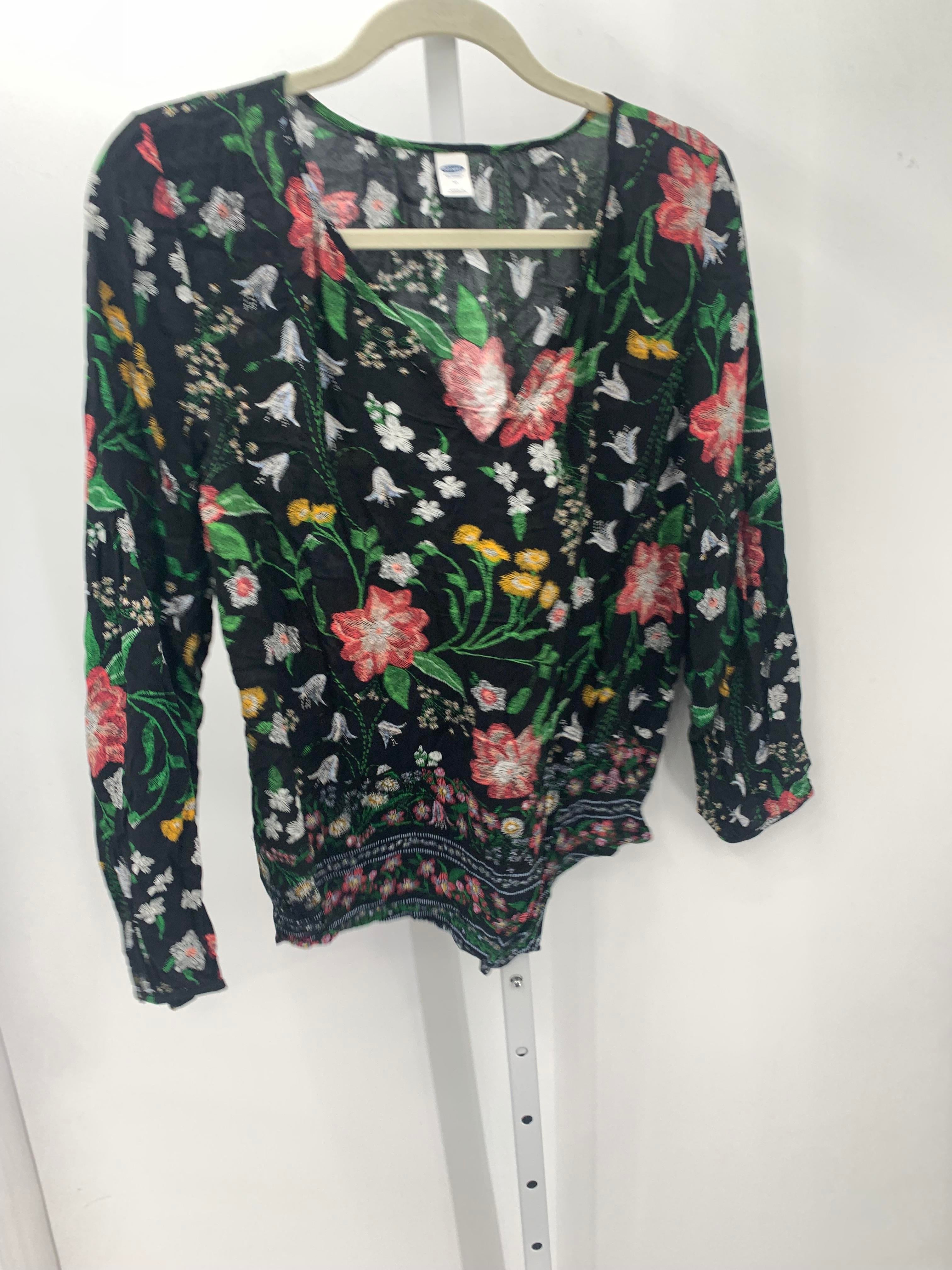 Old Navy Size Medium Misses Long Sleeve Shirt