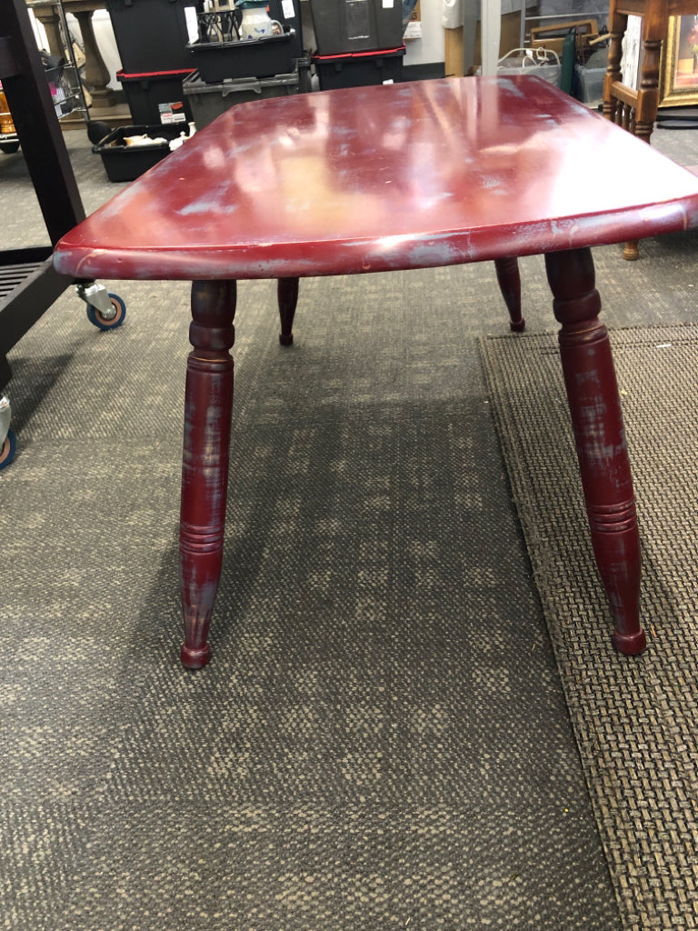 MAROON DISTRESSED COFFEE TABLE.