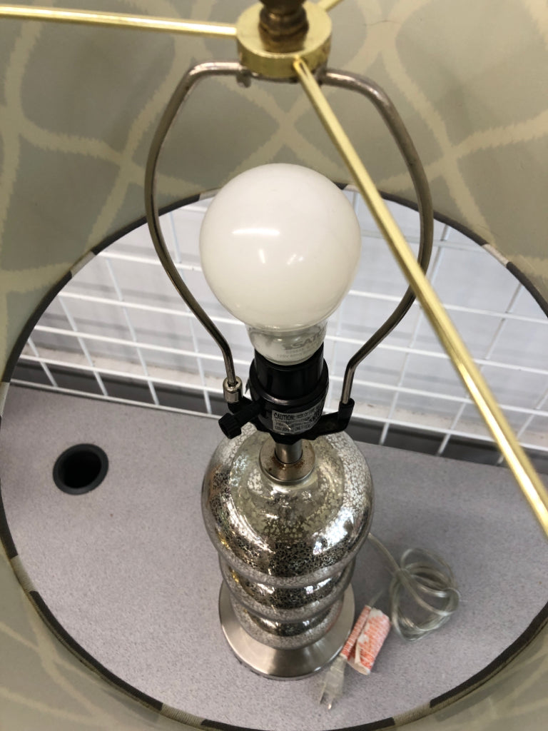 STACKED MERCURY LAMP W/GRAY SHADE.