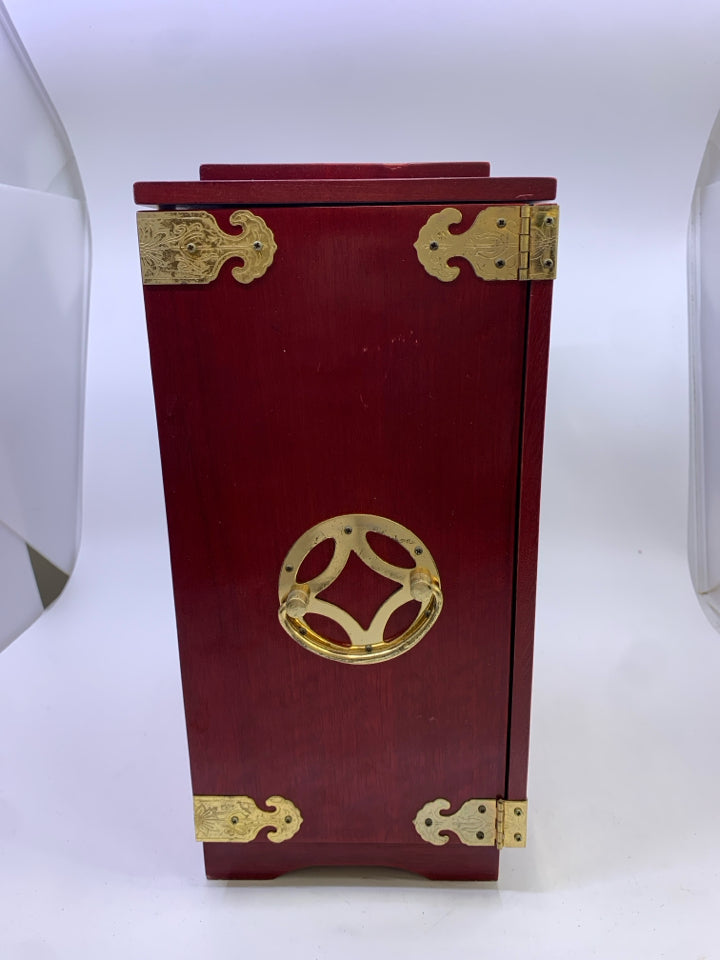 CHERRY WOOD ASIAN STYLE JEWELRY BOX W/ GOLD METAL DETAILS.