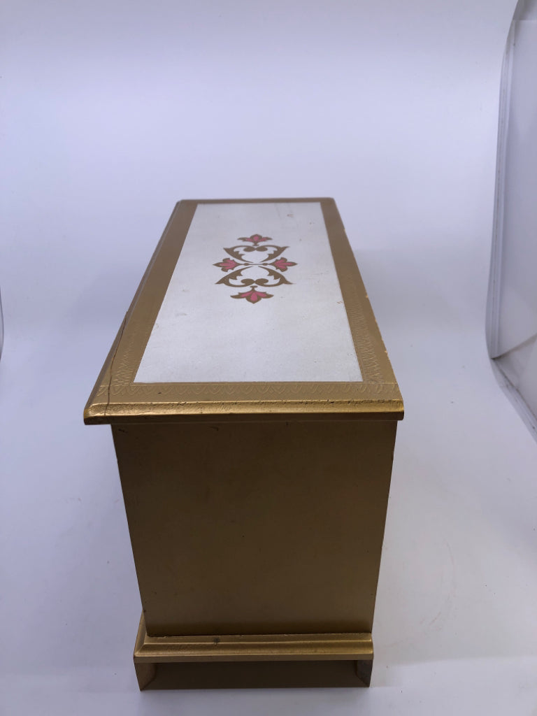 VTG GOLD RED PATTERN MUSIC/JEWELRY BOX.
