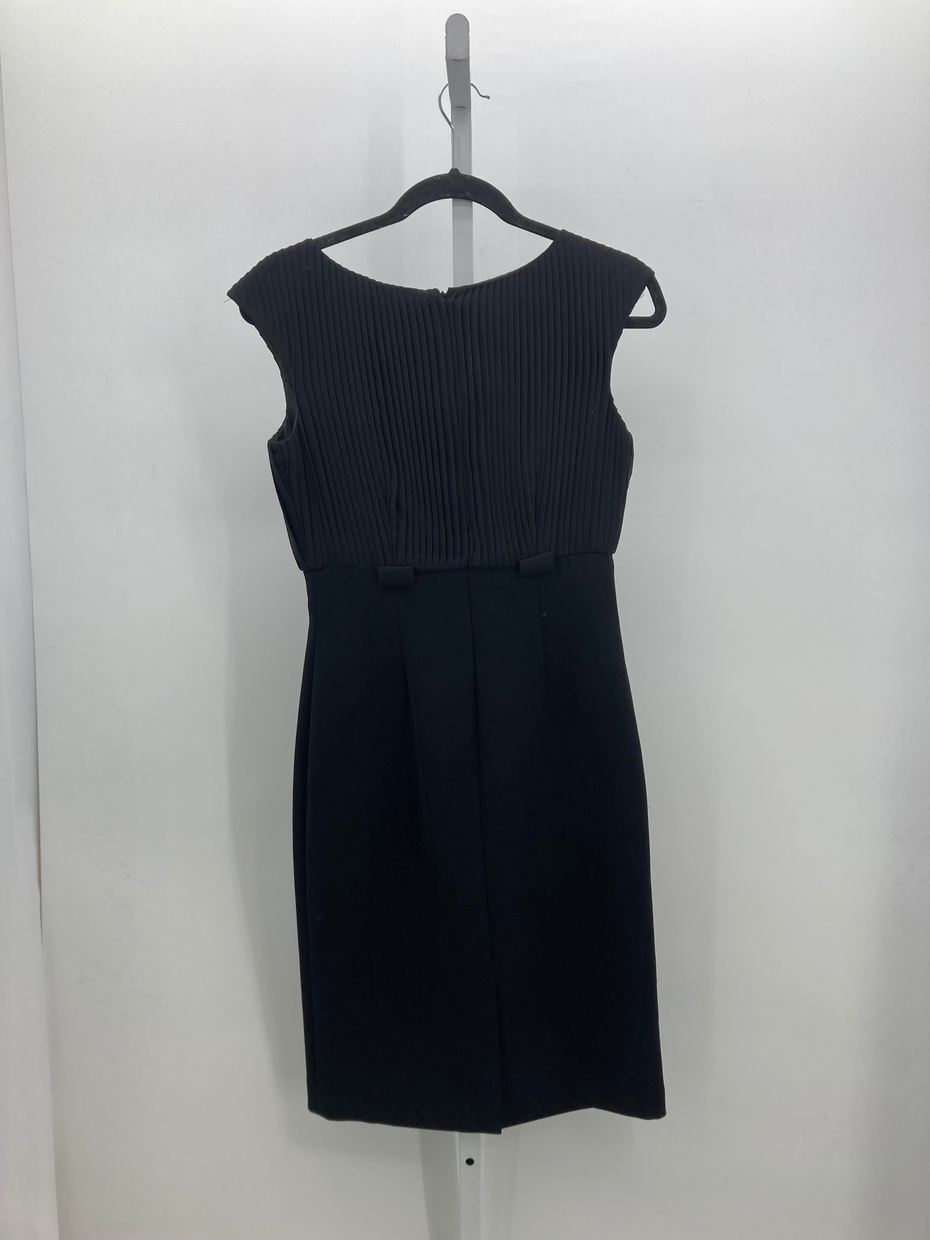 Calvin Klein Size 2 Misses Sleeveless Dress