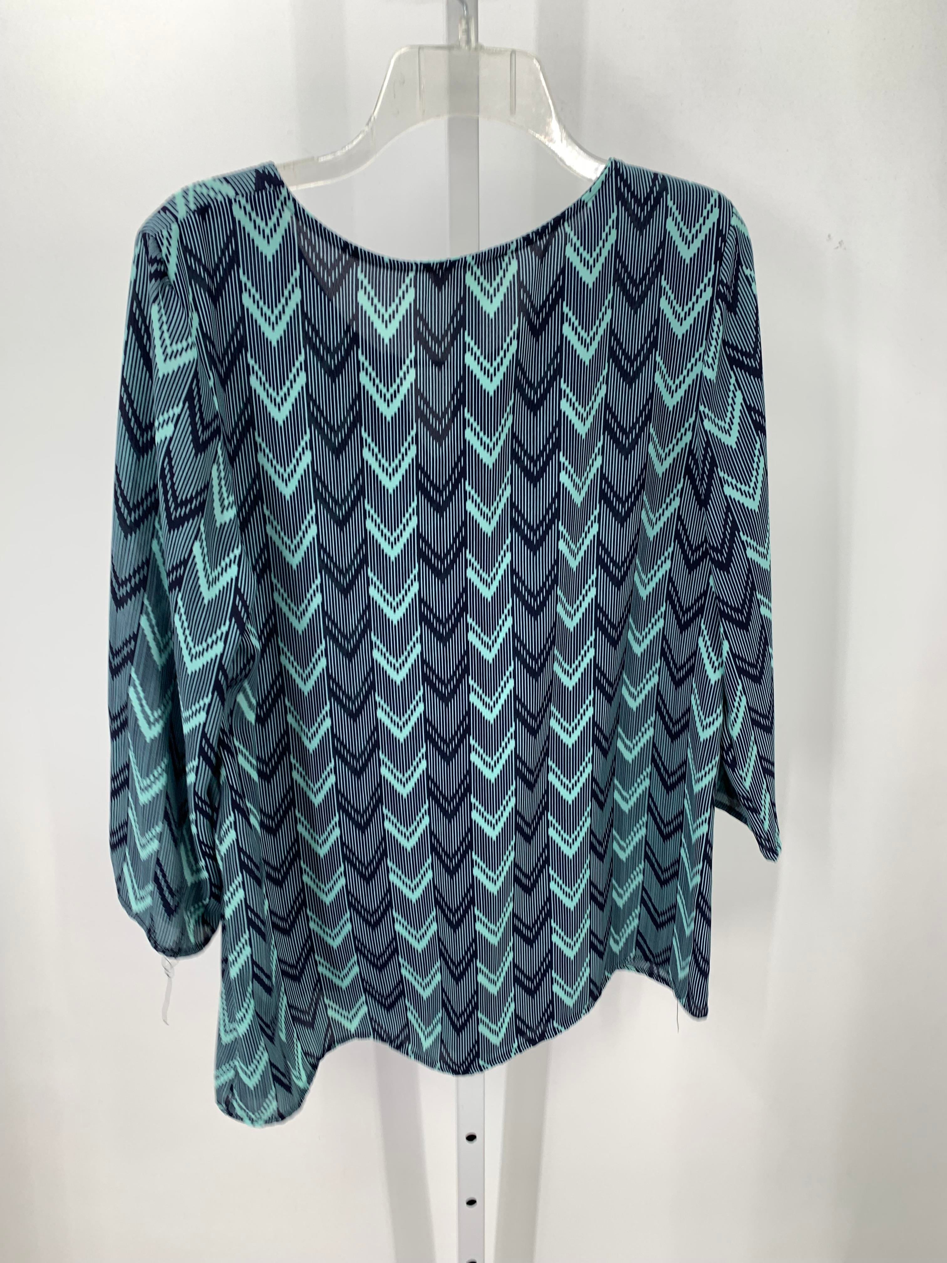 Size Medium Misses 3/4 Sleeve Shirt
