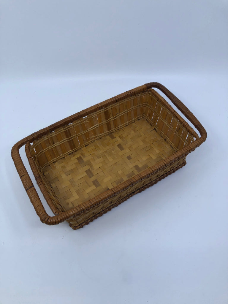 TIGHT WOVEN RECTANGLE BASKET W HANDLES.