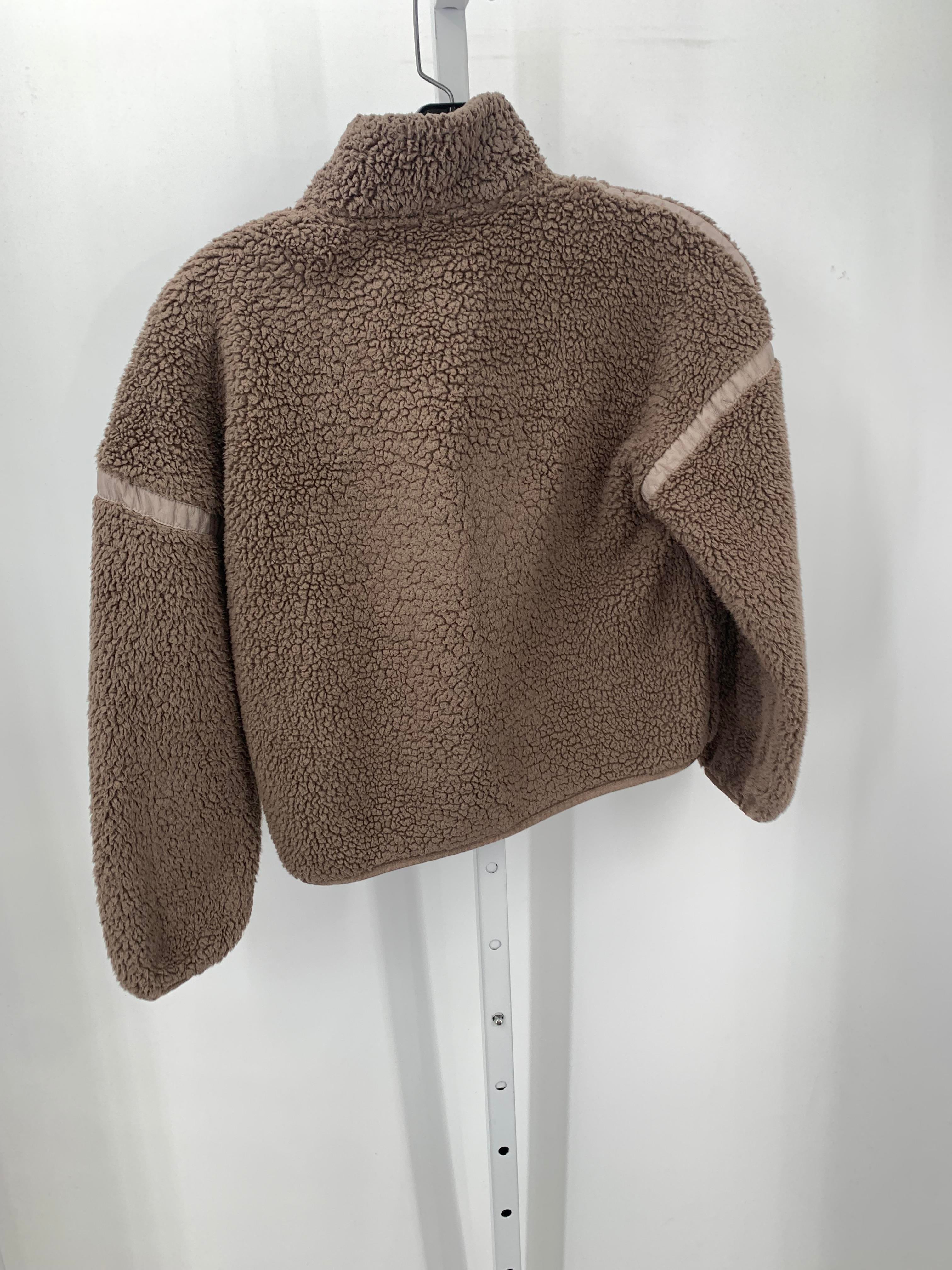 Athleta Size 8-10 Girls Long Sleeve Shirt