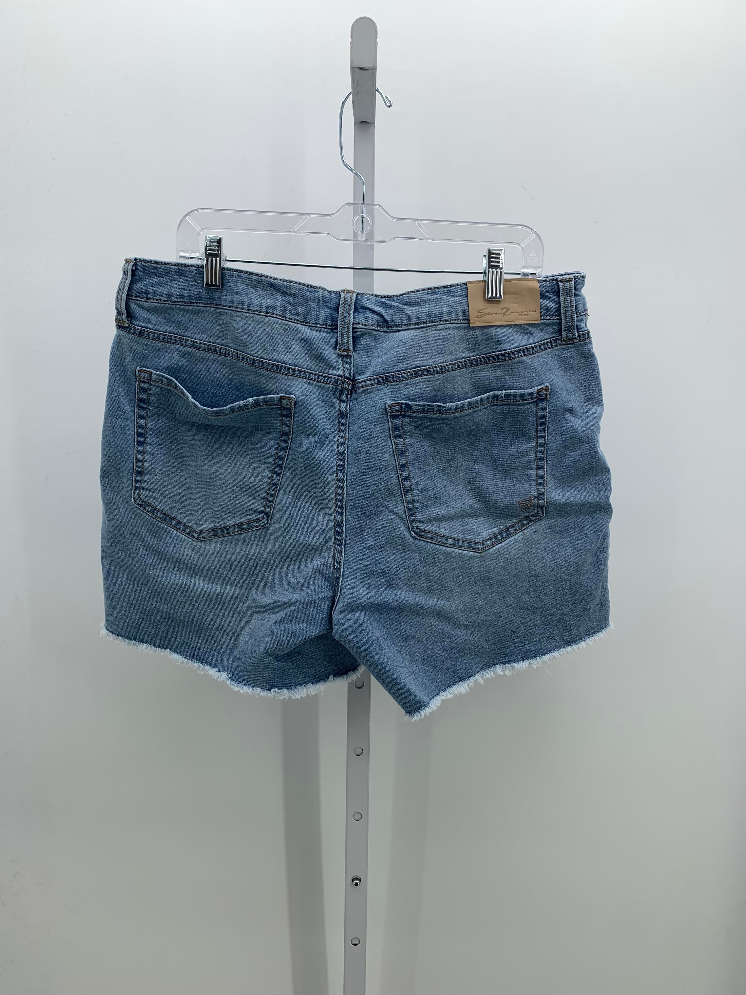 Seven Apparel Size 14 Misses Shorts