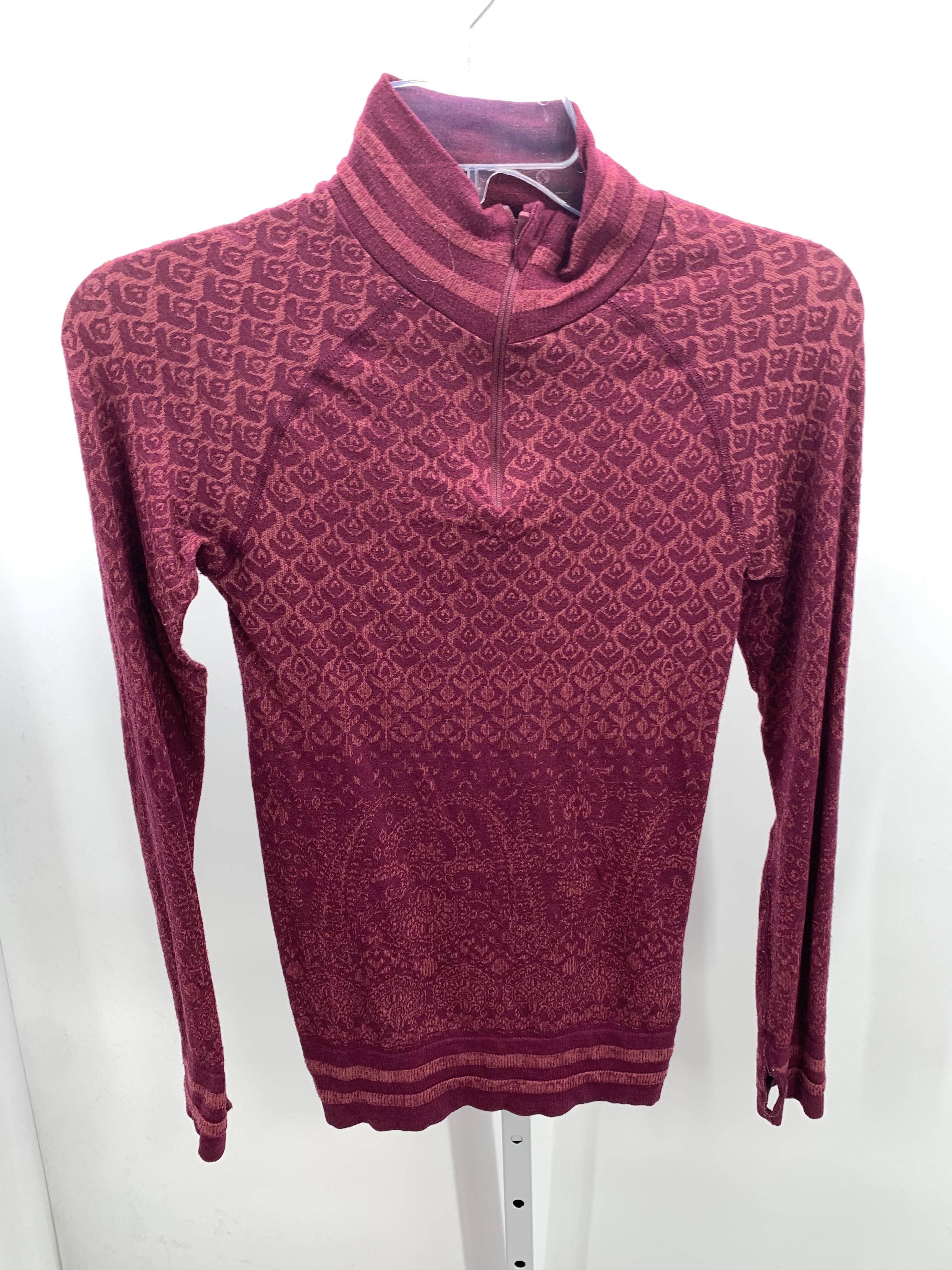 Athleta Size X Small Misses Long Sleeve Shirt