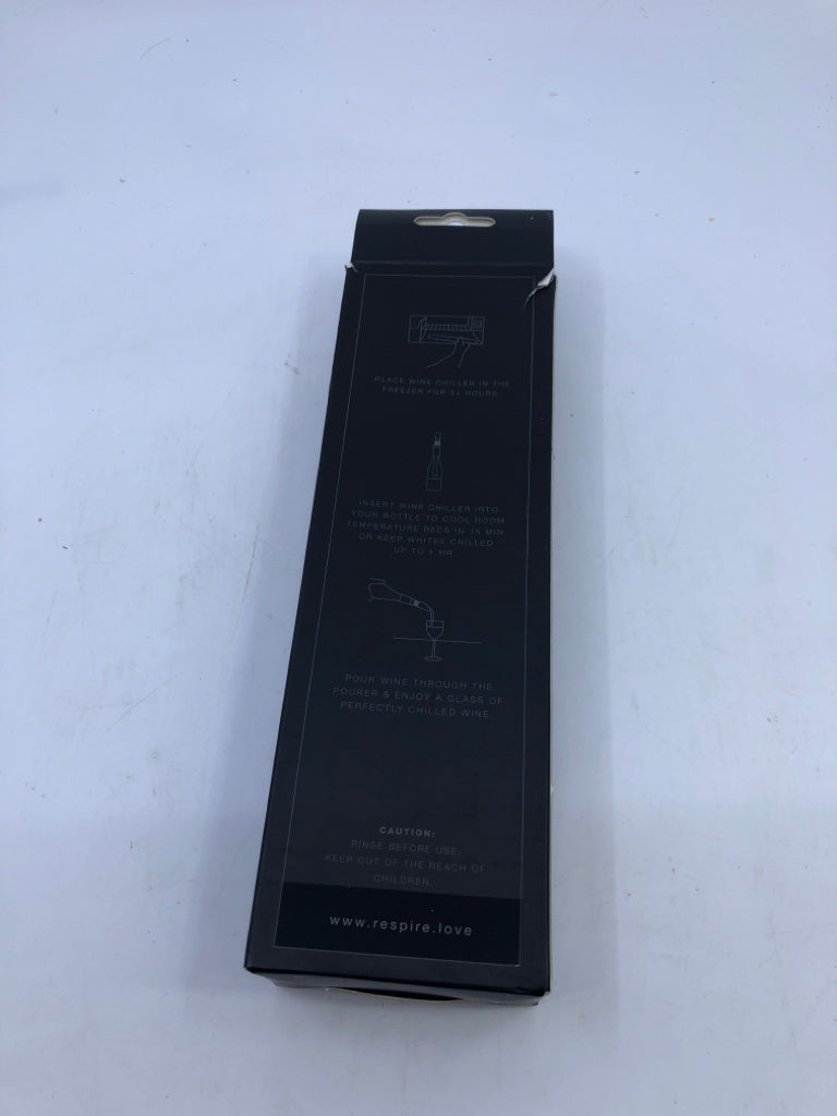 NIB WINE CHILLER STICK.