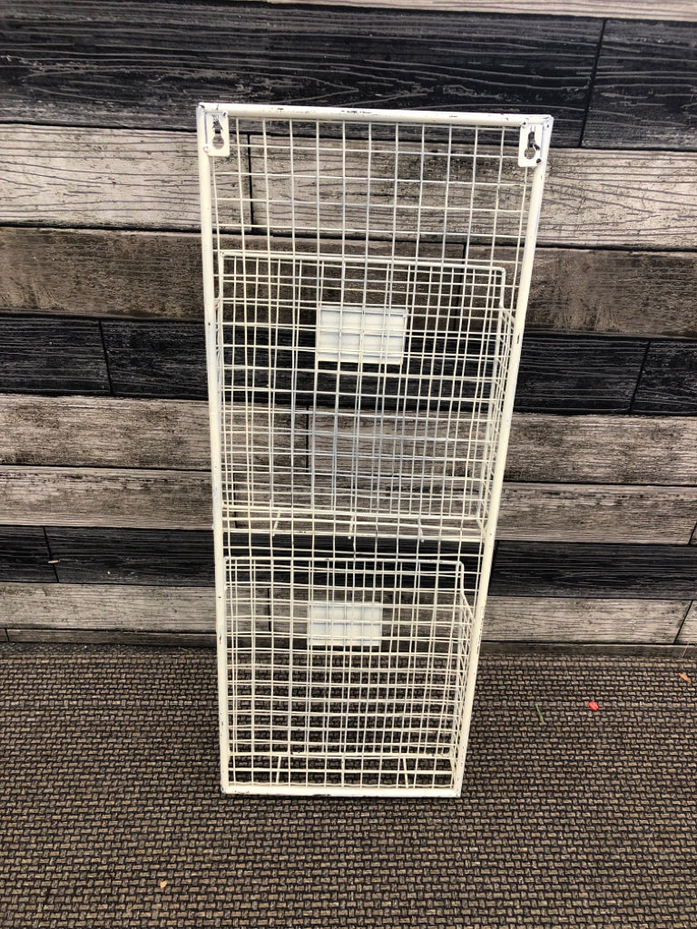 METAL MAGAZINE/ MAIL WALL BASKET.
