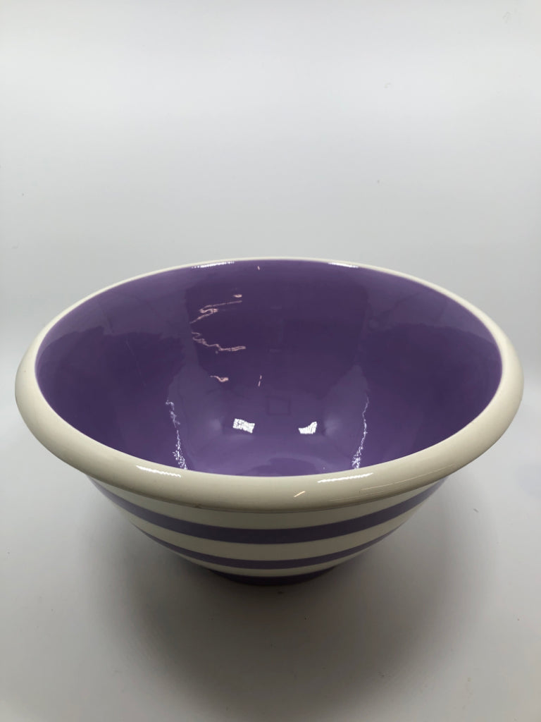 WHITE/PURPLE CERAMIC MIXING BOWL.