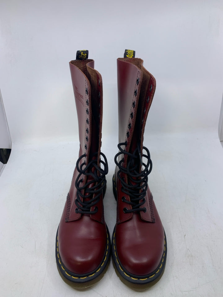 Dr. Martens Size 6 Juniors Boots