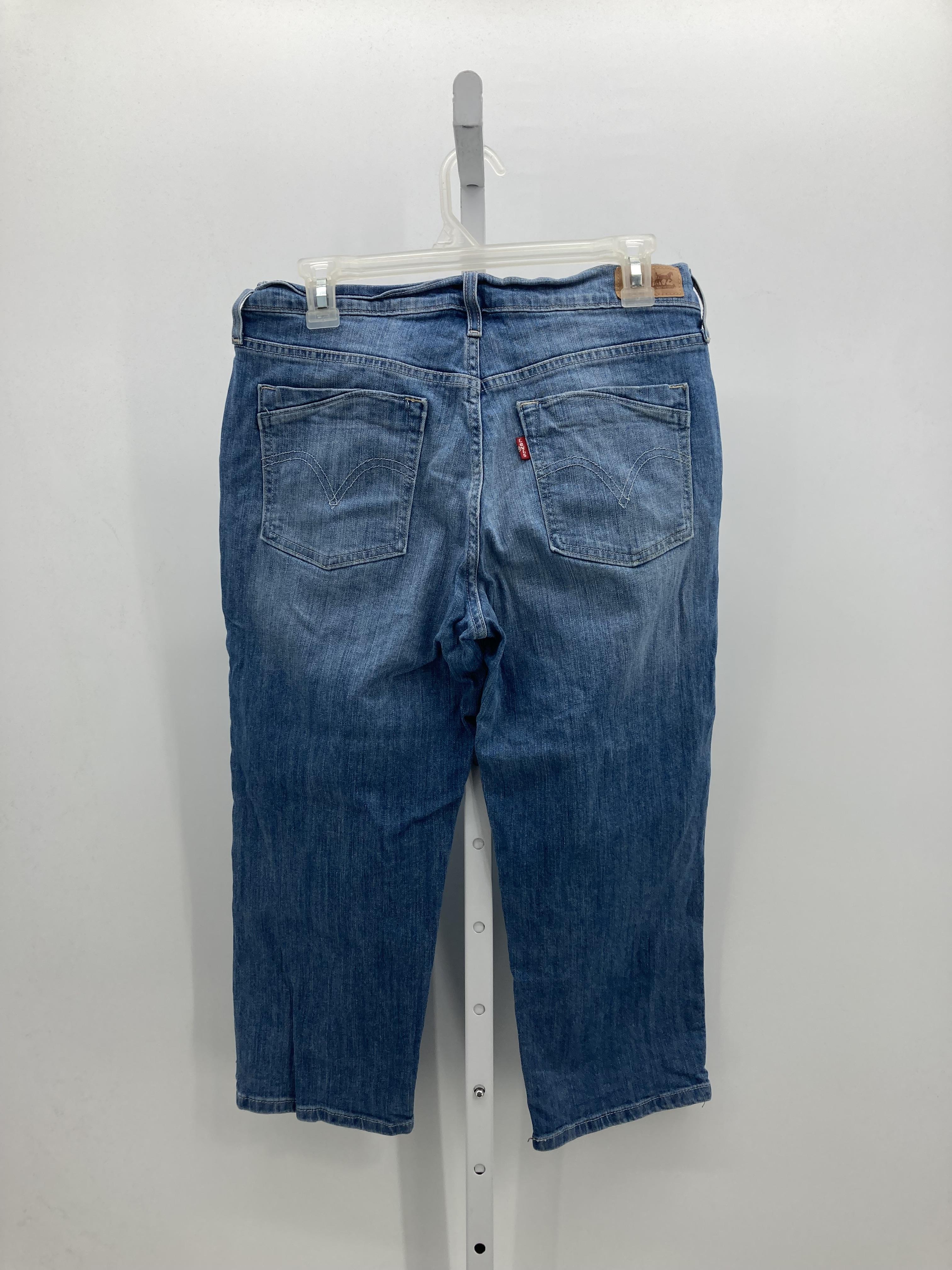 Levis Size 8 Misses Capri Pants