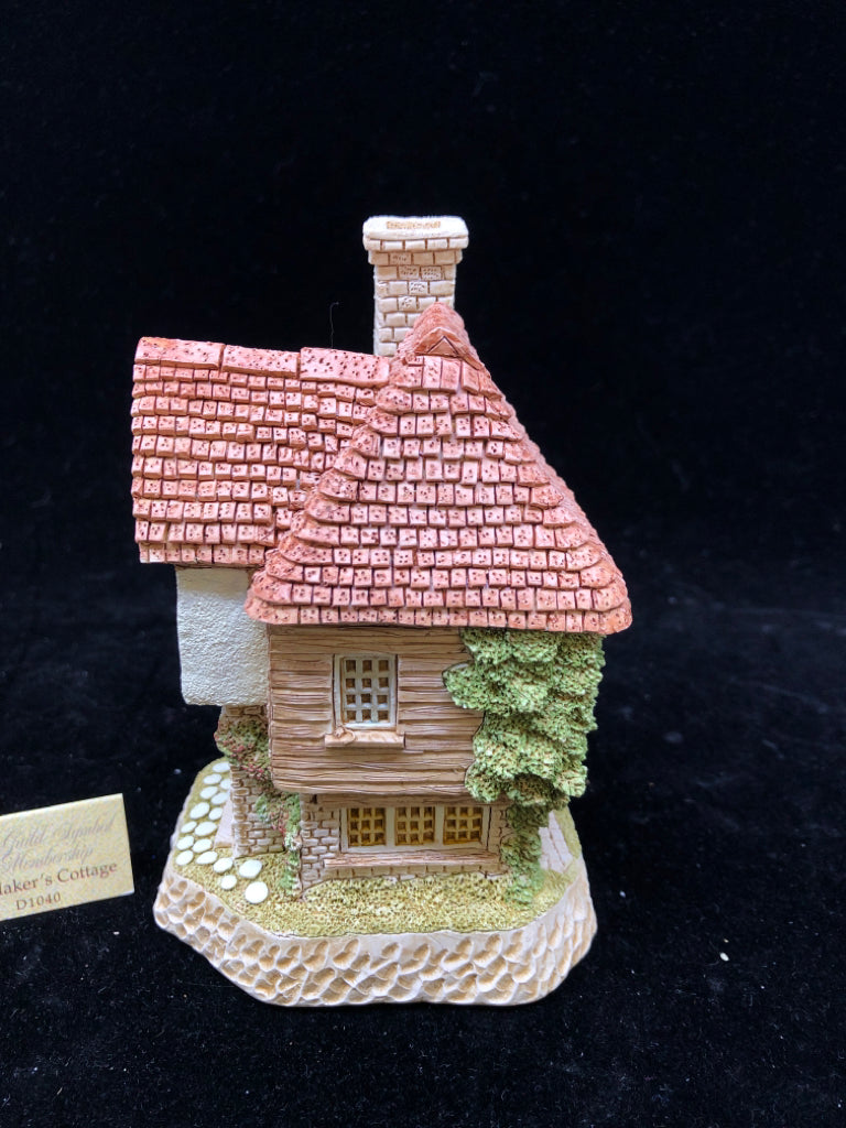 DAVID WINTER COTTAGE TILE MAKERS COTTAGE.