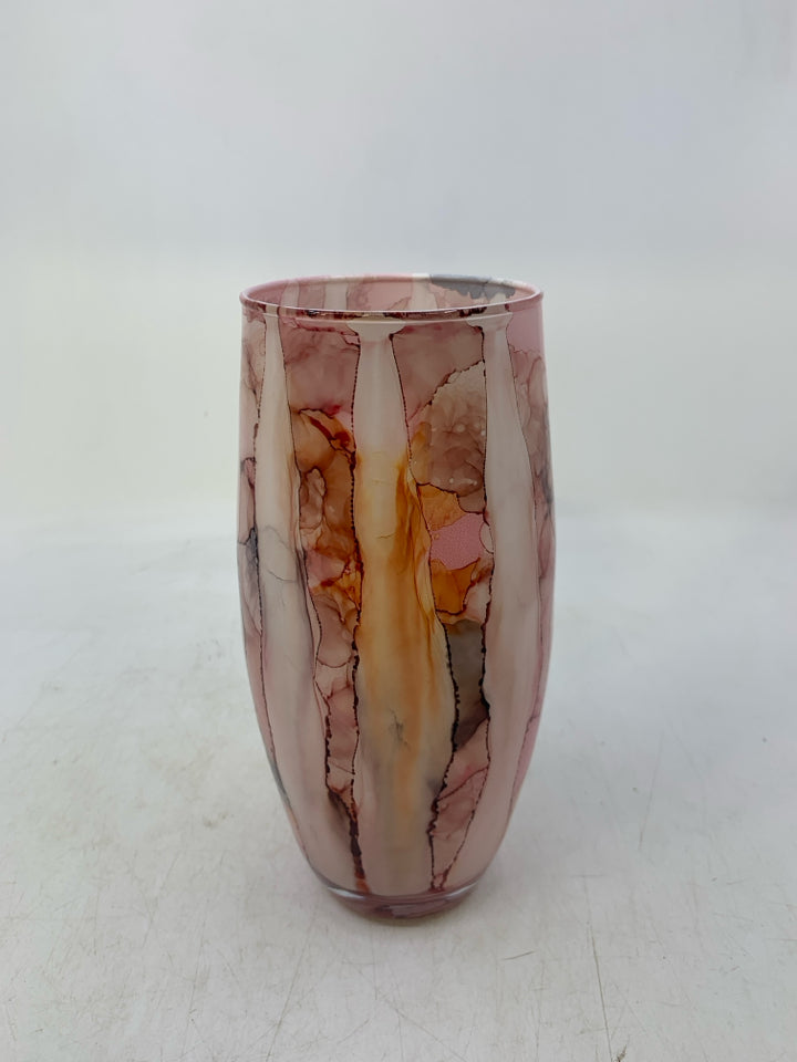 GLASS VASE W/ PRINTED PINKS LINES.