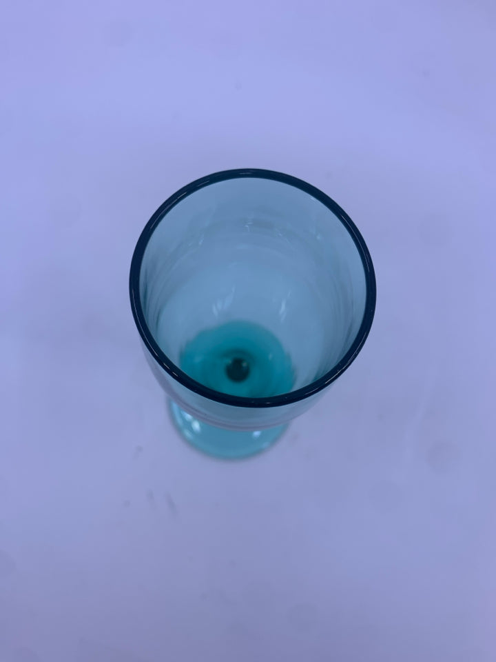 6 TEAL CHAMPAGNE FLUTES.