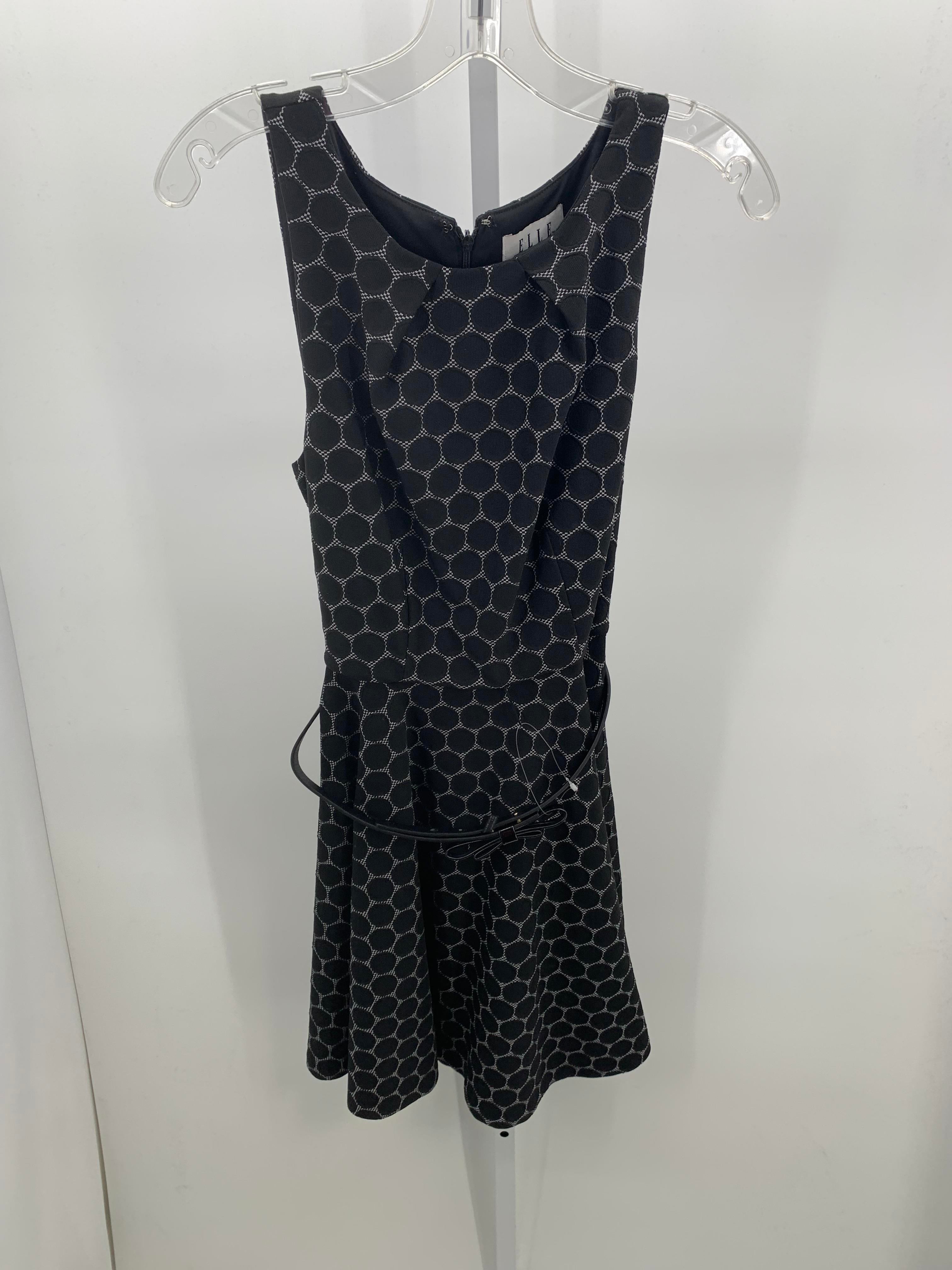 Elle Size 6 Misses Sleeveless Dress