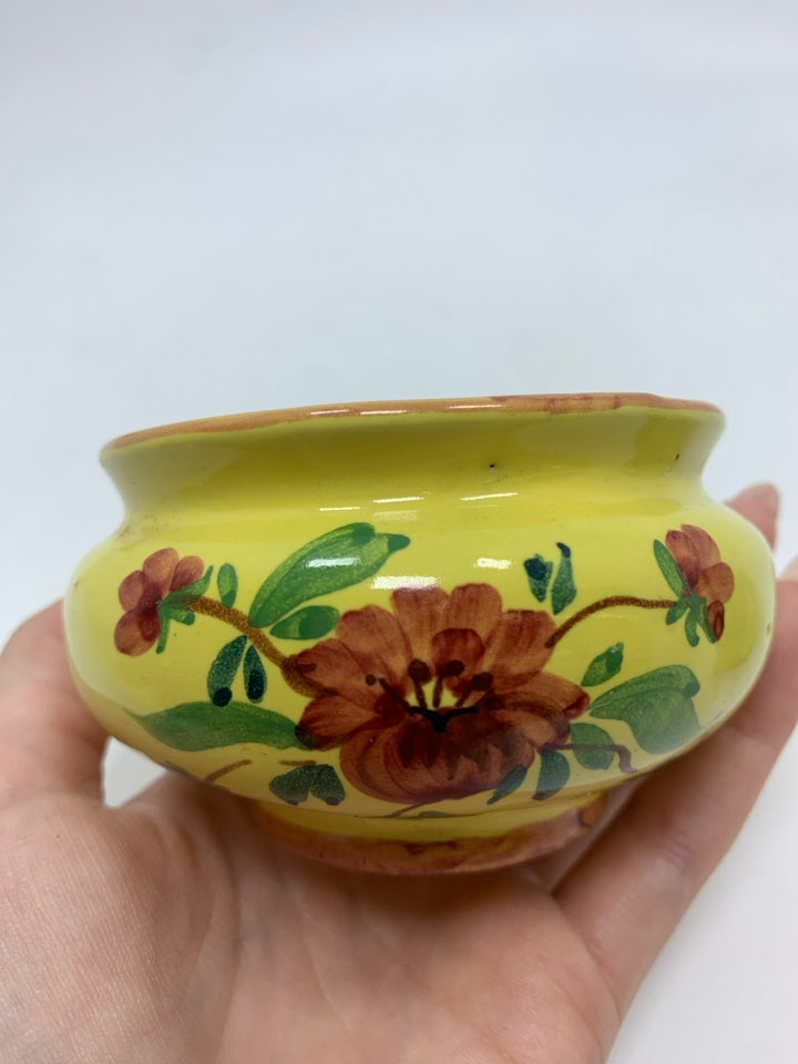 ITALIAN FLORAL MINIATURE PITCHER & BASIN.