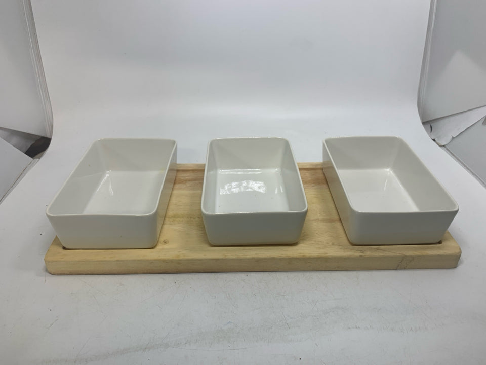 4 PC WOOD TRAY W/ 3 WHITE RECTANGLE SERVING BOWLS.