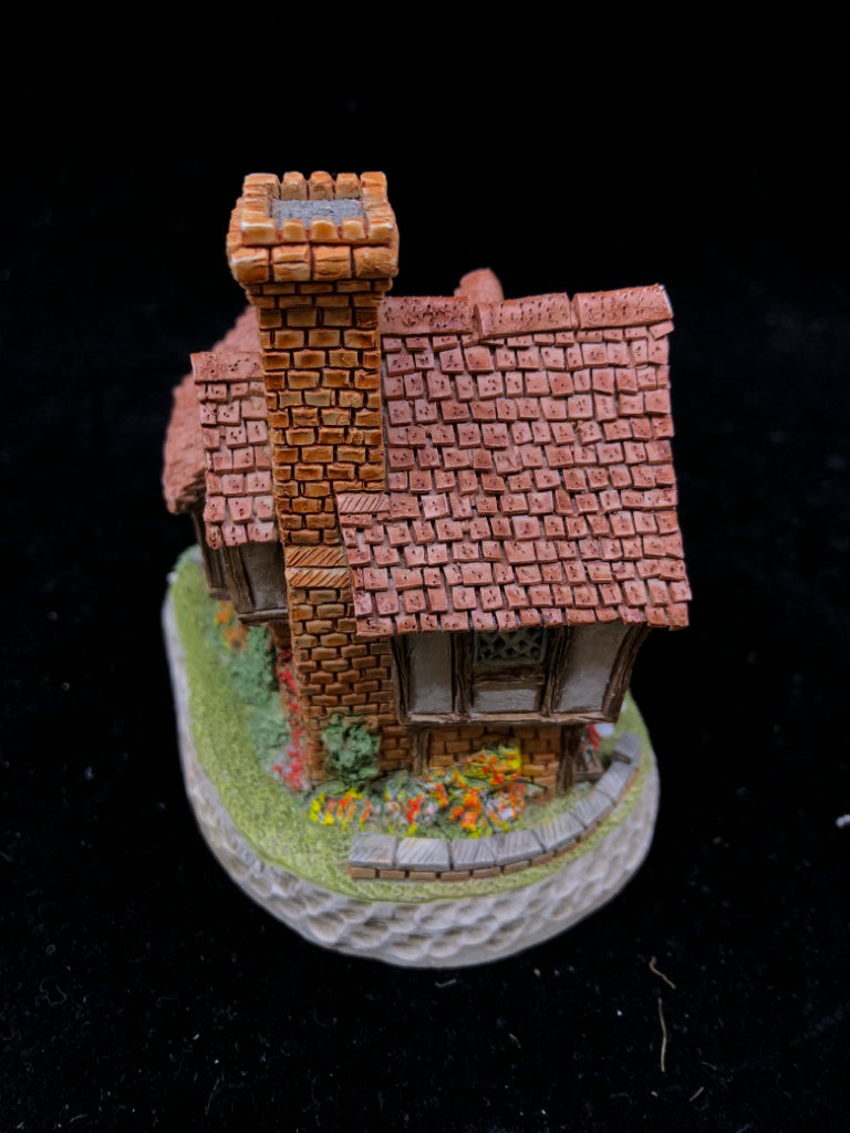CERAMIC LITTLE VILLAGE THE HALL W LITTLE SIGN.