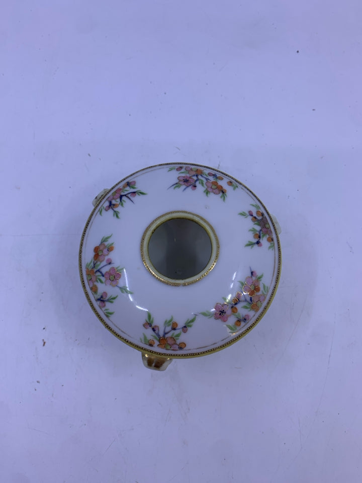 VTG FLORAL FOOTED HAIR CATCH.