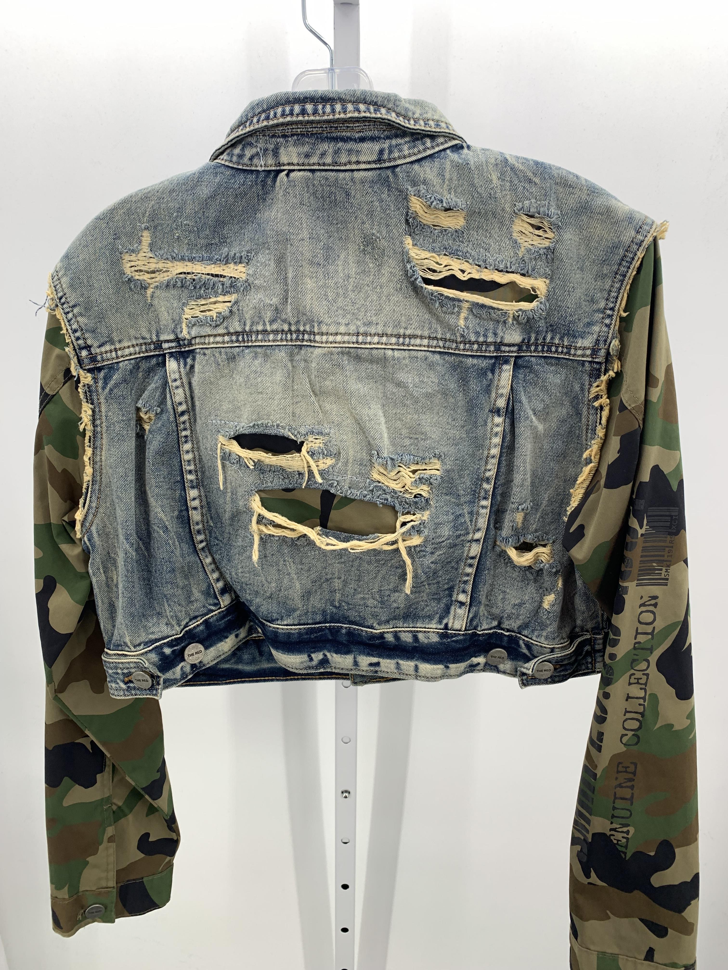 Size Medium Juniors Jacket