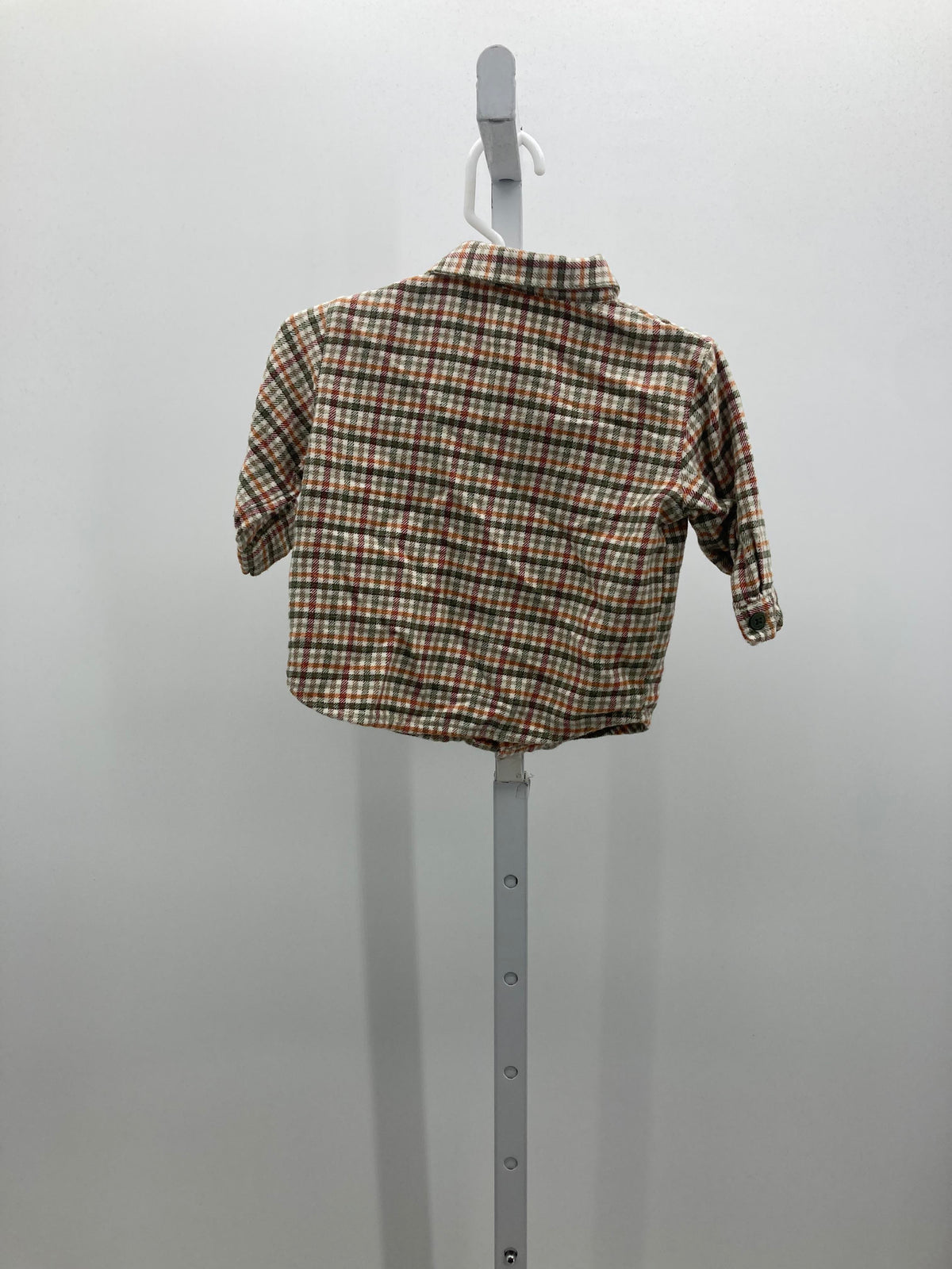 PLAID BTN DOWN