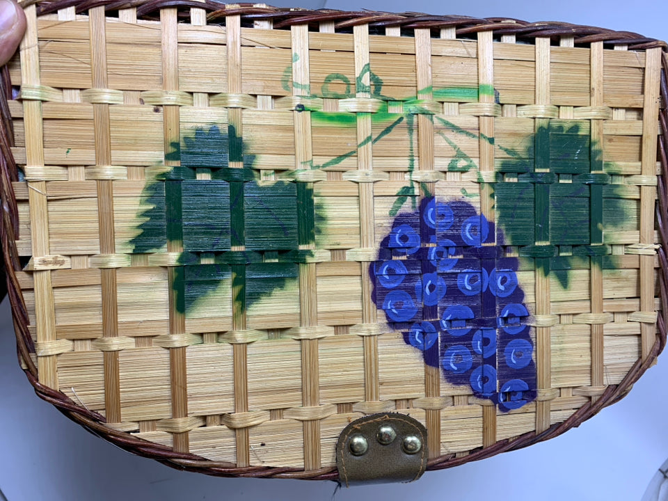 GRAPE PAINTED WICKER PICNIC BASKET W/2 PLASTIC CUPS & BOTTLE OPENER.
