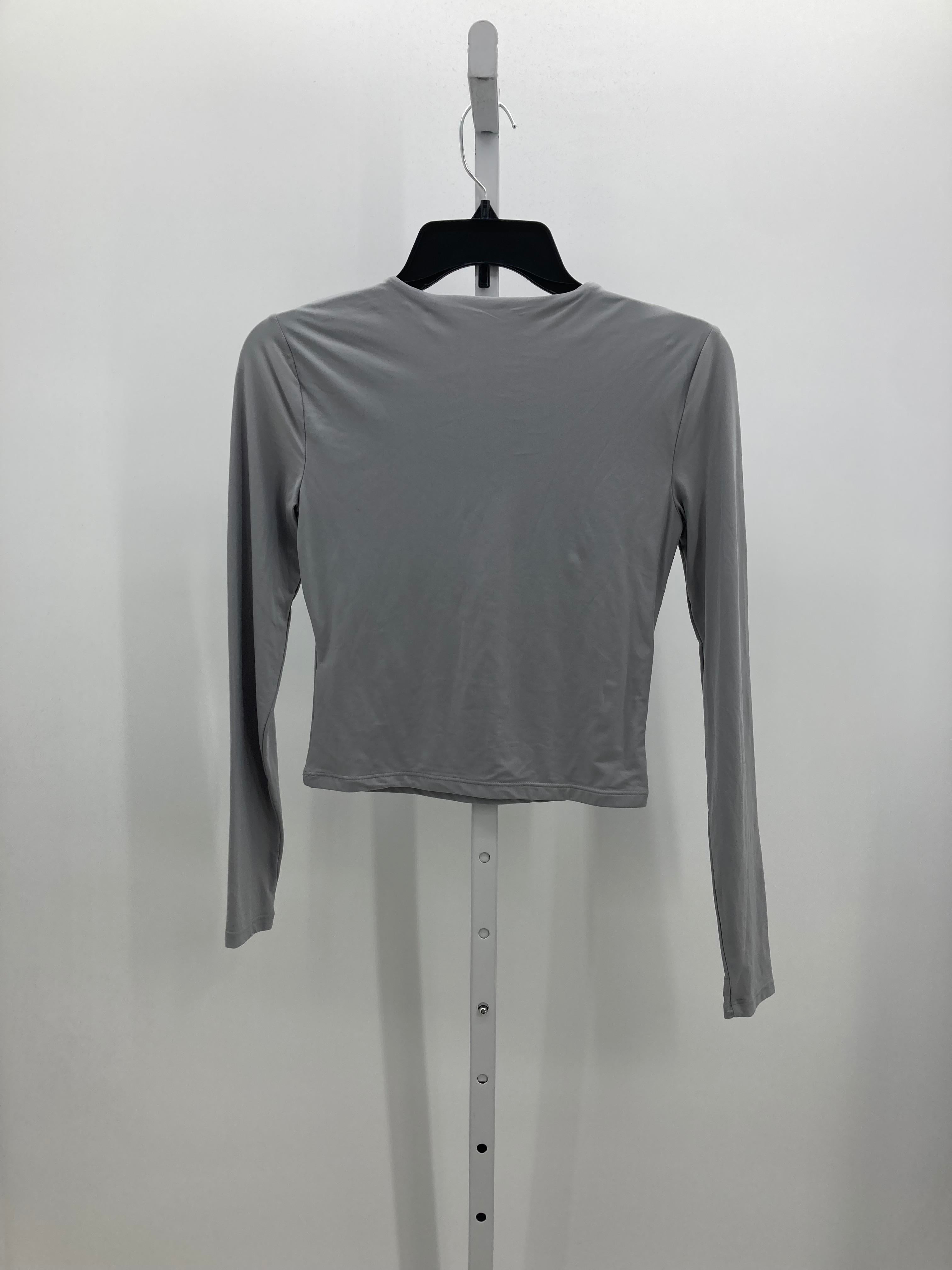 Abercrombie Size Small Juniors Long Sleeve Shirt