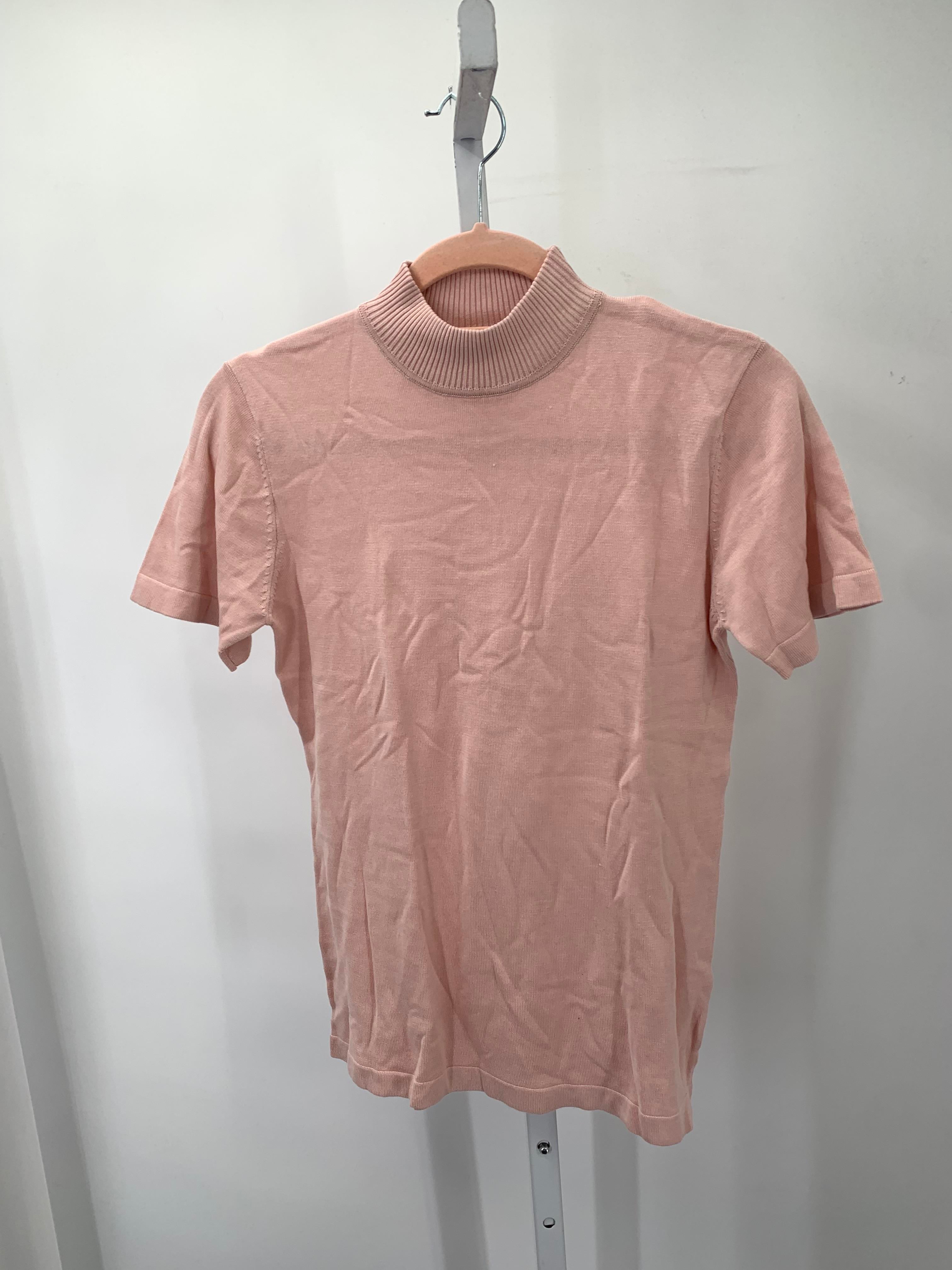 Size Small Misses Short Sleeve Shirt