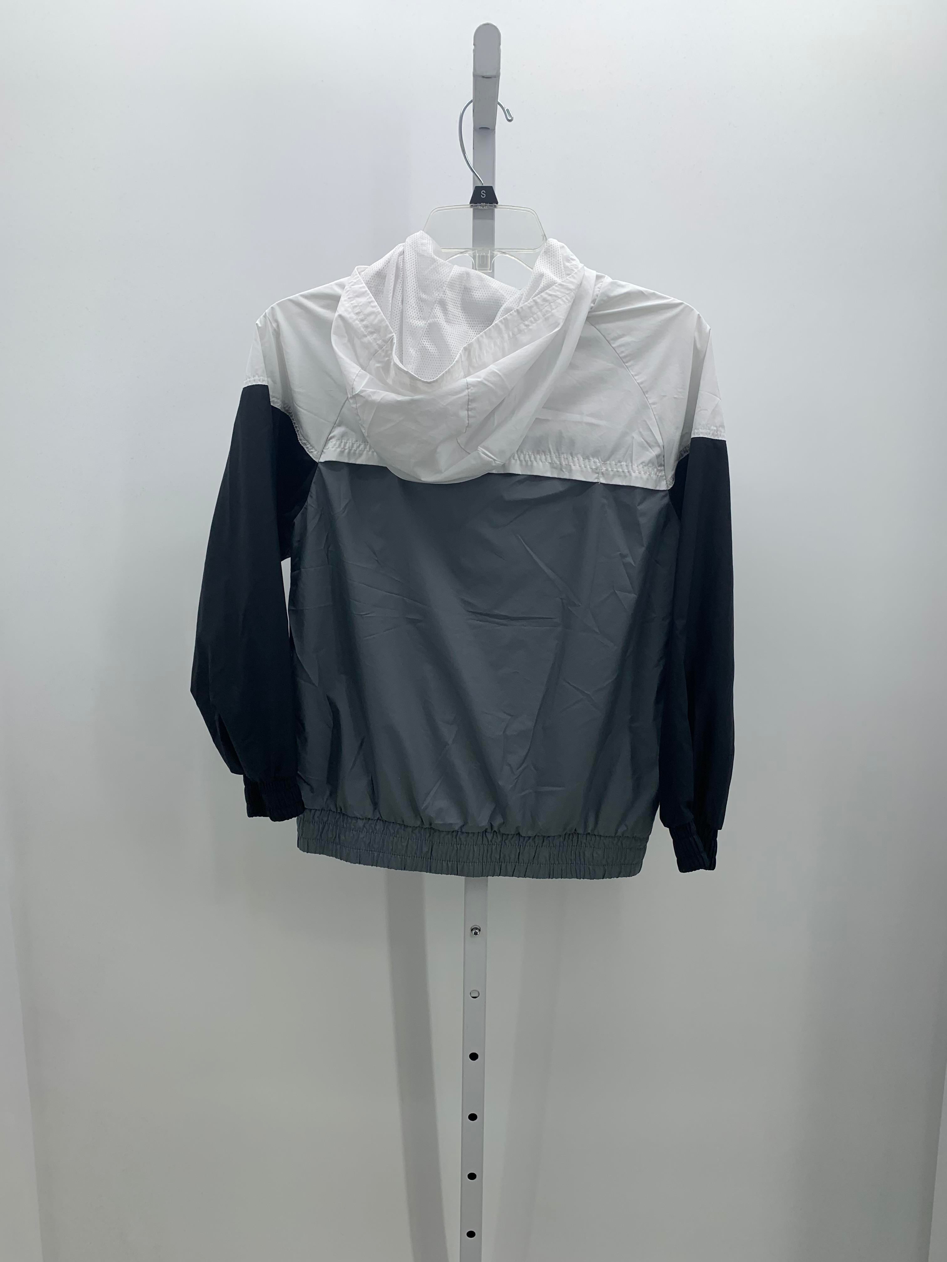 HOODED WINDBREAKER