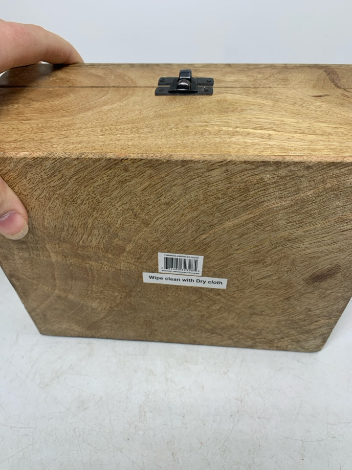 WOOD BOX W/ SPARKLE MONOGRAM "C" JEWELRY BOX.