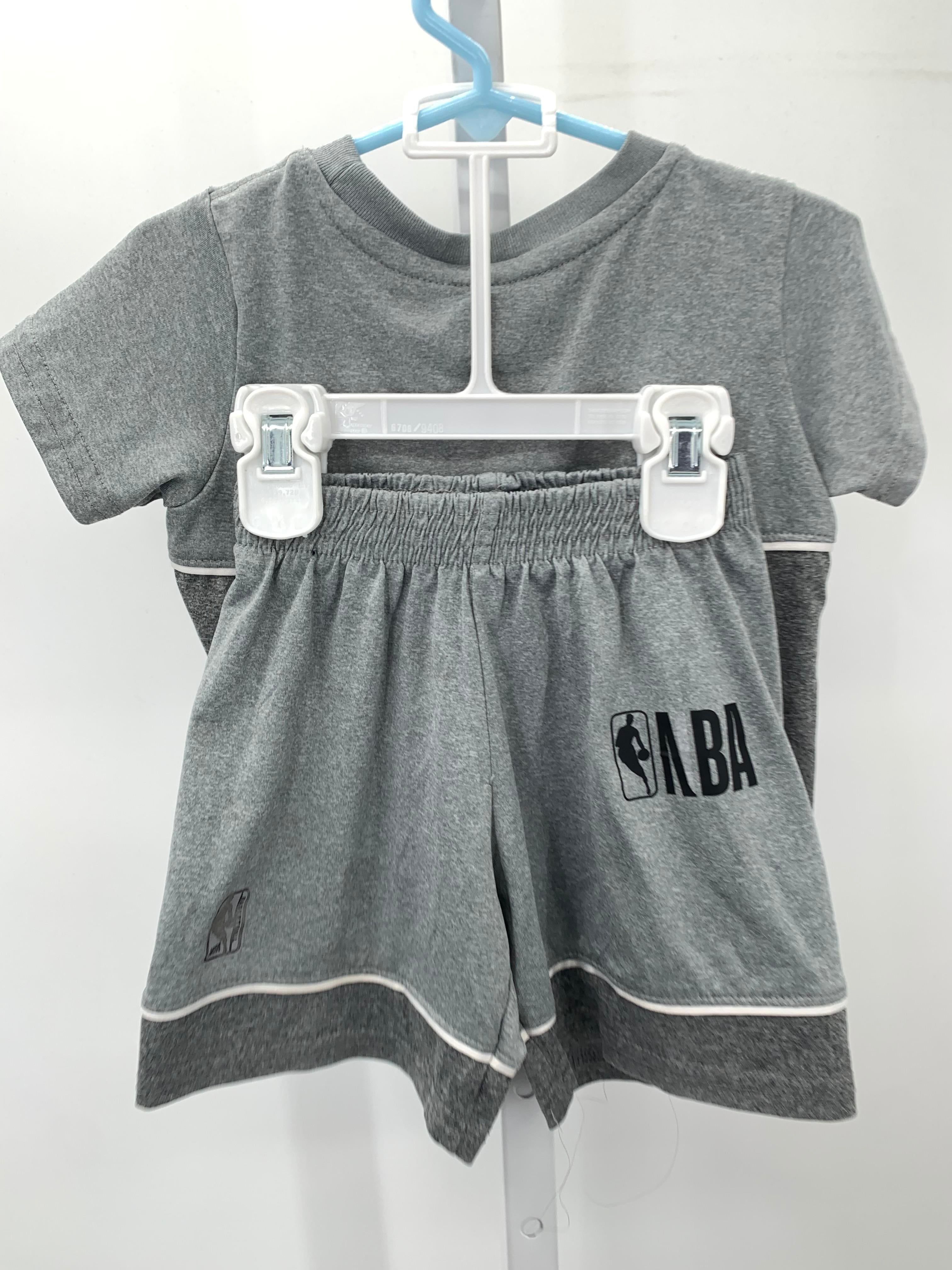 ACTIVE WEAR SHIRT AND SHORTS