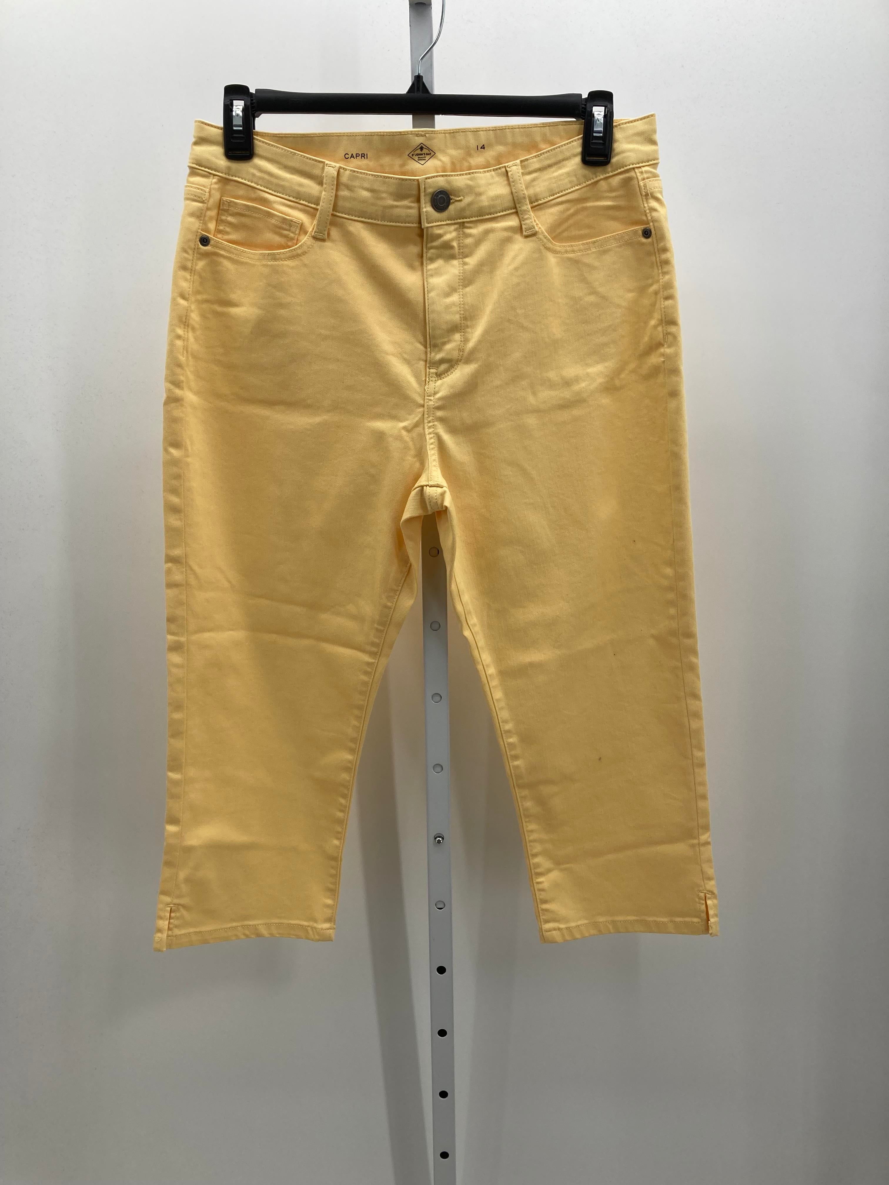 St. Johns Bay Size 14 Misses Capri Pants