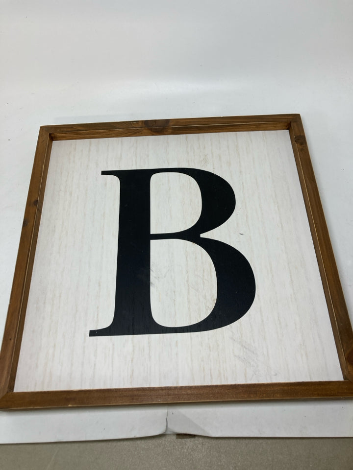 MONOGRAM B WALL ART.