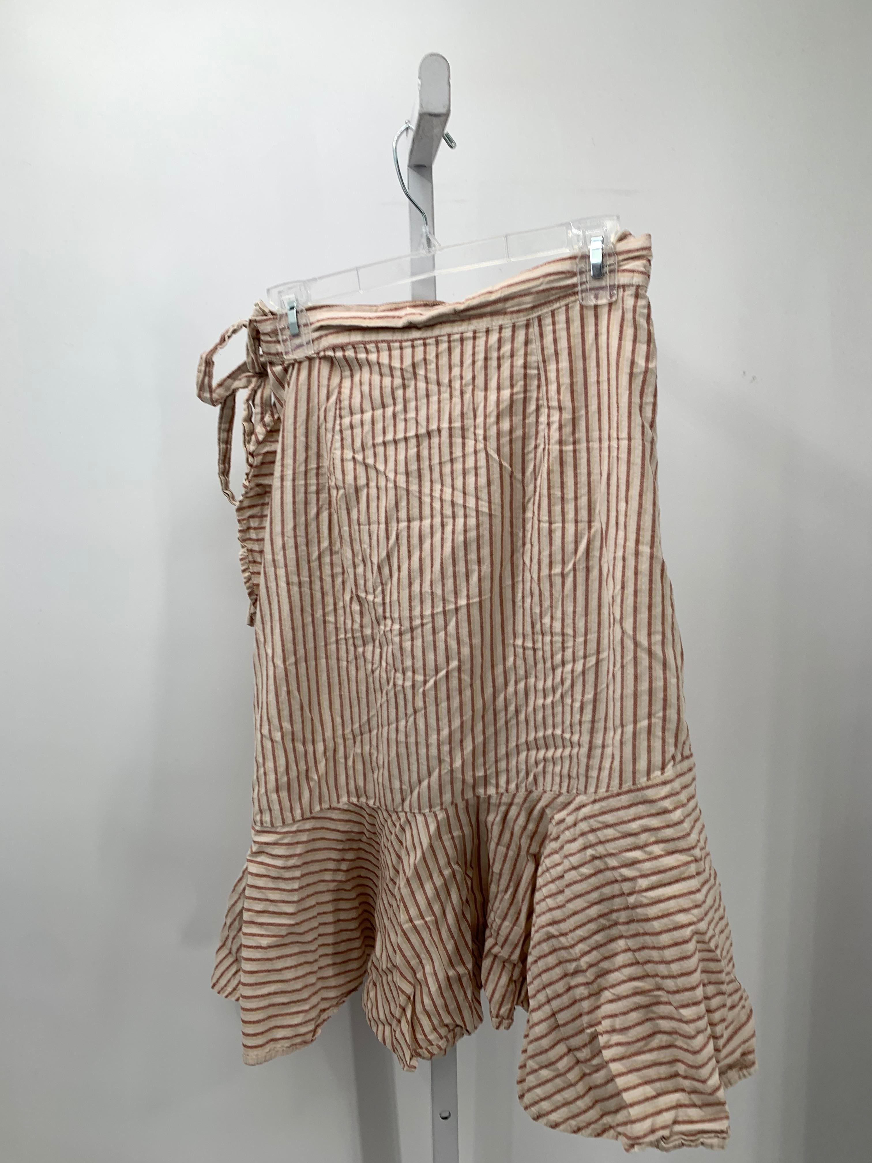 Size Medium Misses Skirt