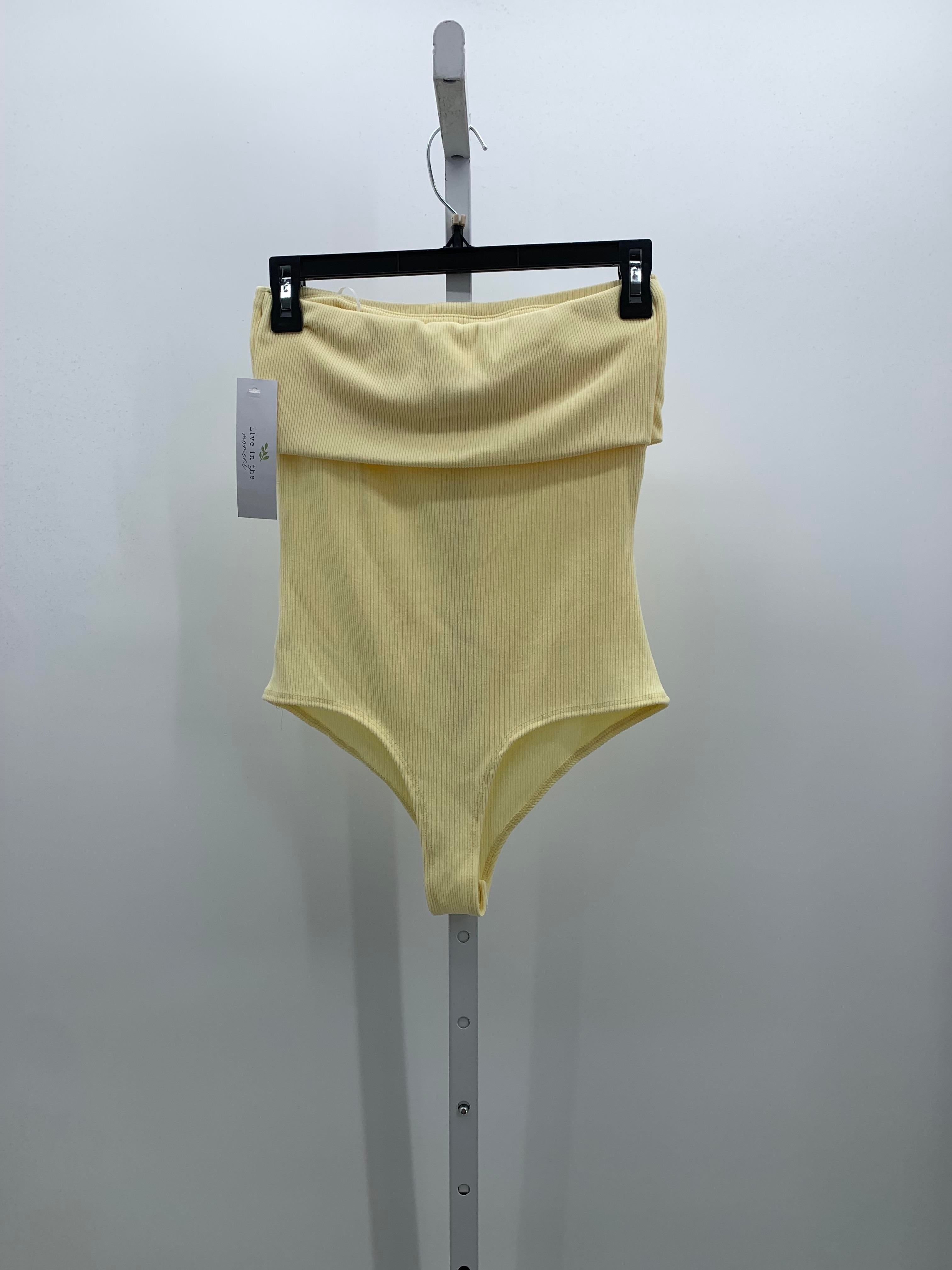 Size Medium Juniors Tank