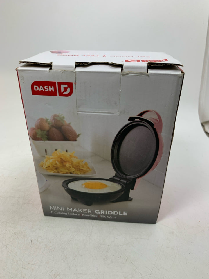 NIP MINI MAKER GRIDDLE.