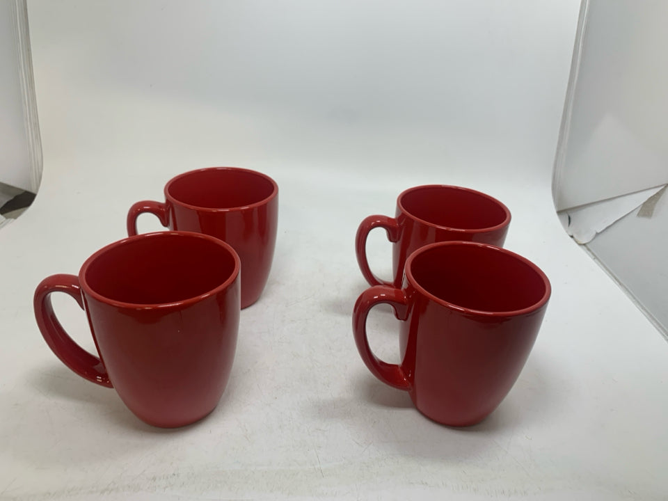 4 CERAMIC MUGS.