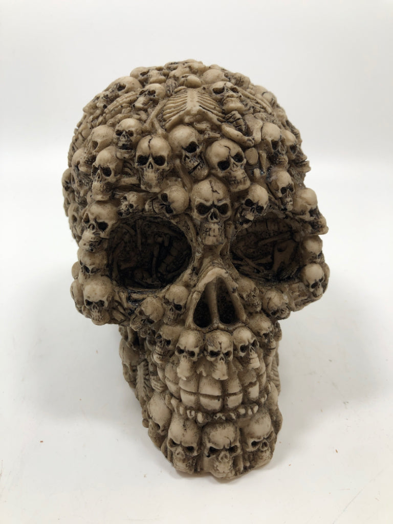 SKULL MADE OF SKULLS.