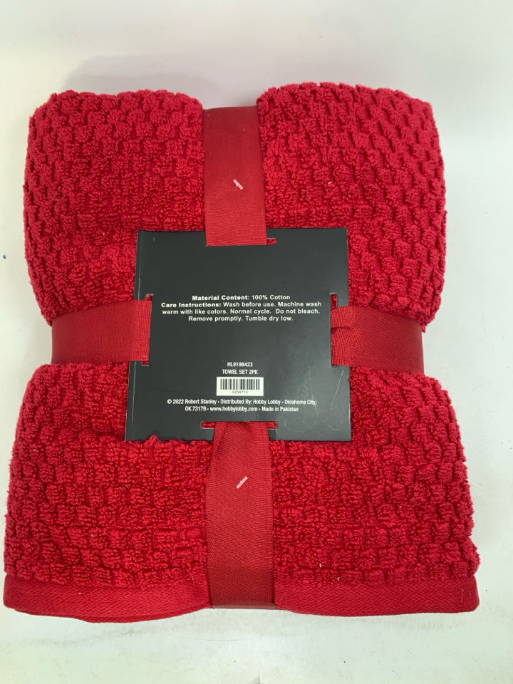 NIP 2 ROBERT STANLEY BATH TOWELS.