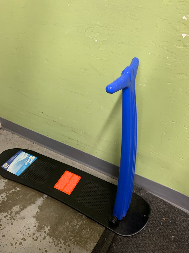 Slippery Racer Kids Foldable Downhill Winter Ski Scooter Snow Sled, Blue