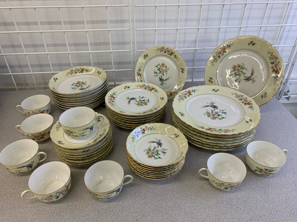 48PC VTG SONGBIRD BAVARIA DINNER SVC FOR 8.