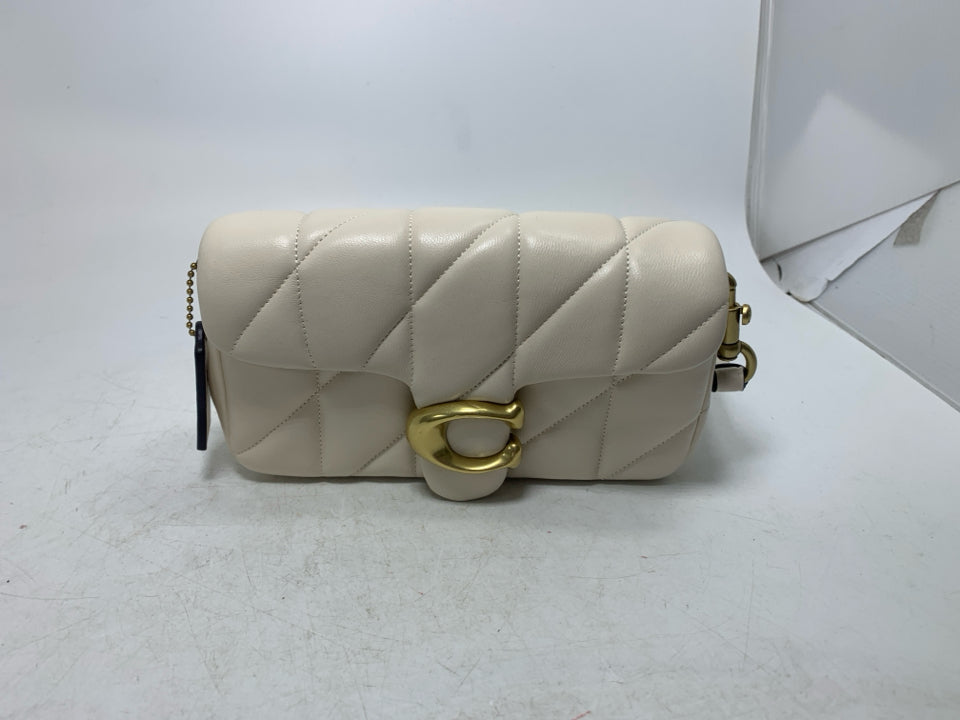 Coach CP018 Tabby Quilted Bag *No Chain Strap-Wristlet Only