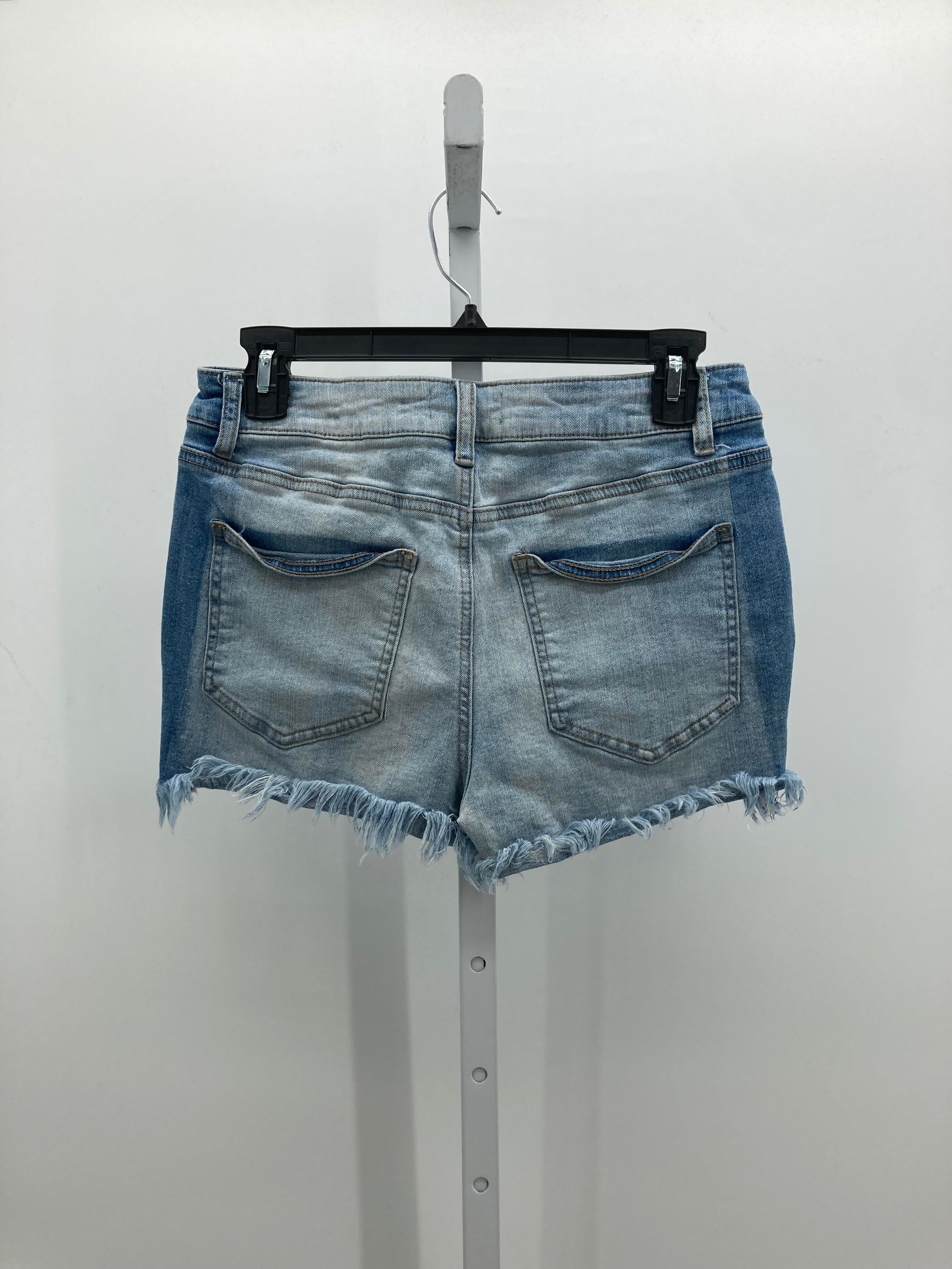 Size 6 Juniors Shorts