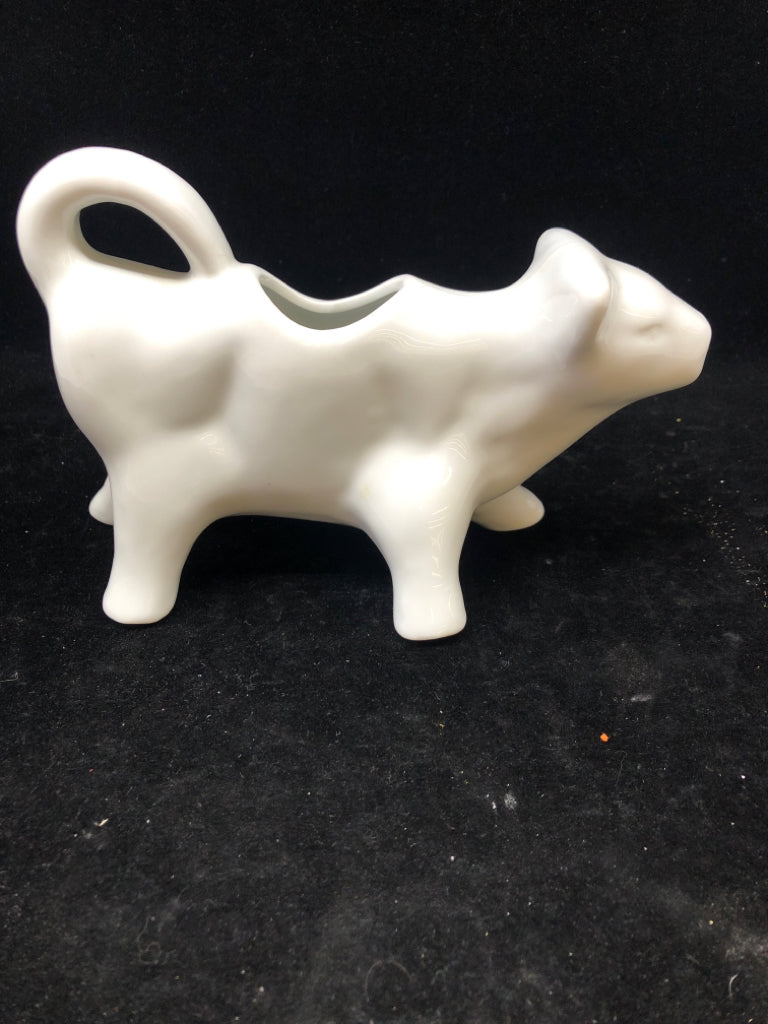 WHITE COW CREAMER.