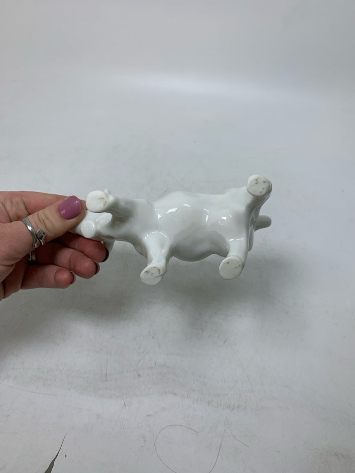 SMALL LIGHT WEIGHT COW SHAPED CREAMER 3" H X 6 "W