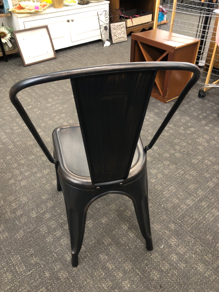 2-BLACK AND COPPER METAL CHAIRS.