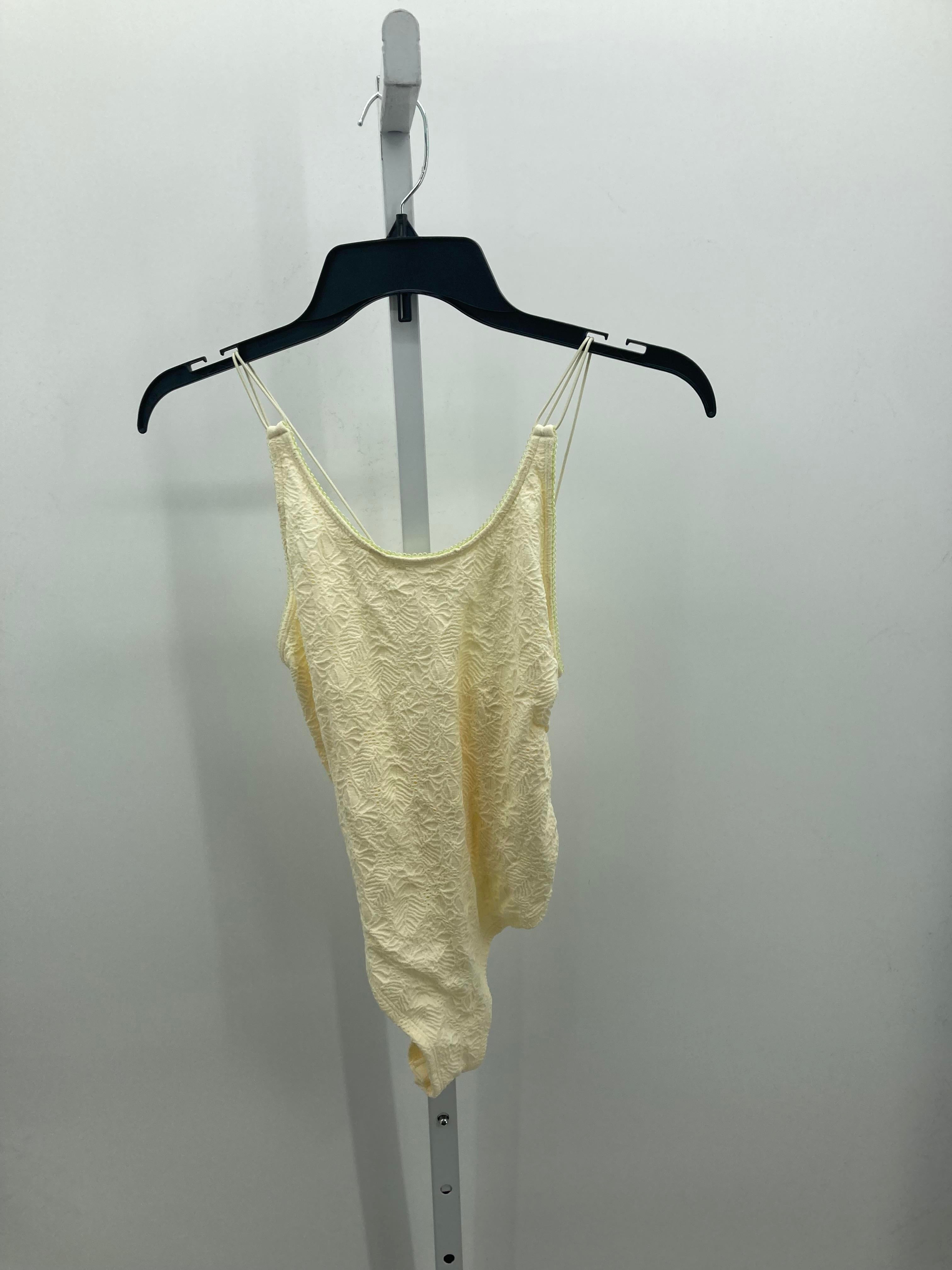 Fabletics Size Small Misses Sleeveless Shirt