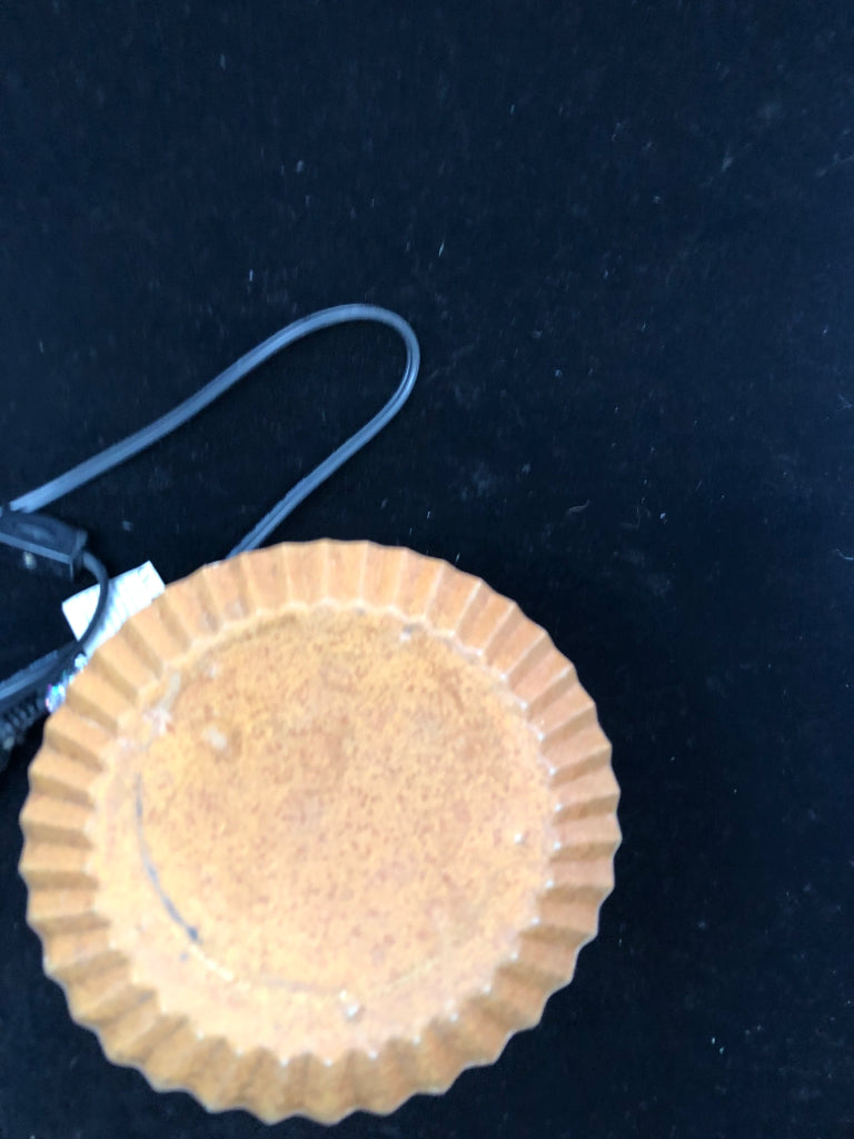 TIN PRIMITIVE WAX WARMER.